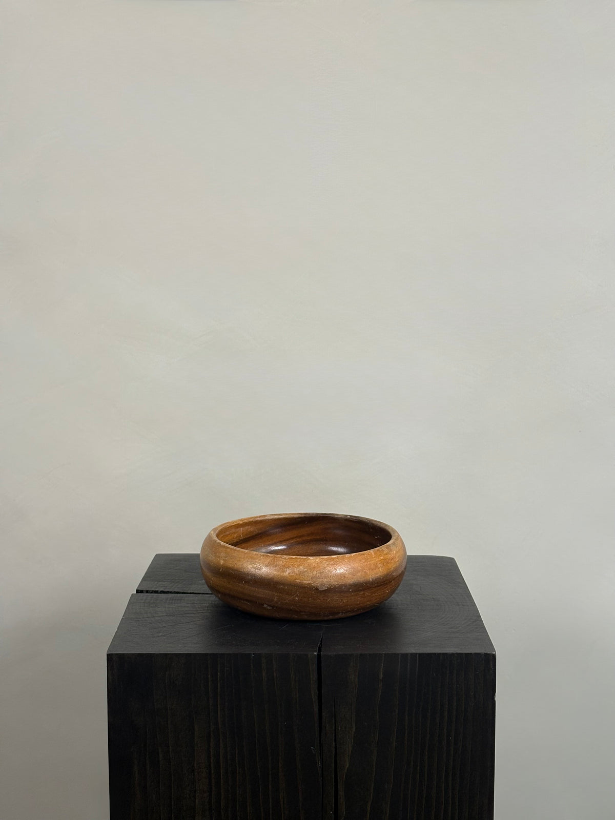 MULTI TONED WOOD BOWL