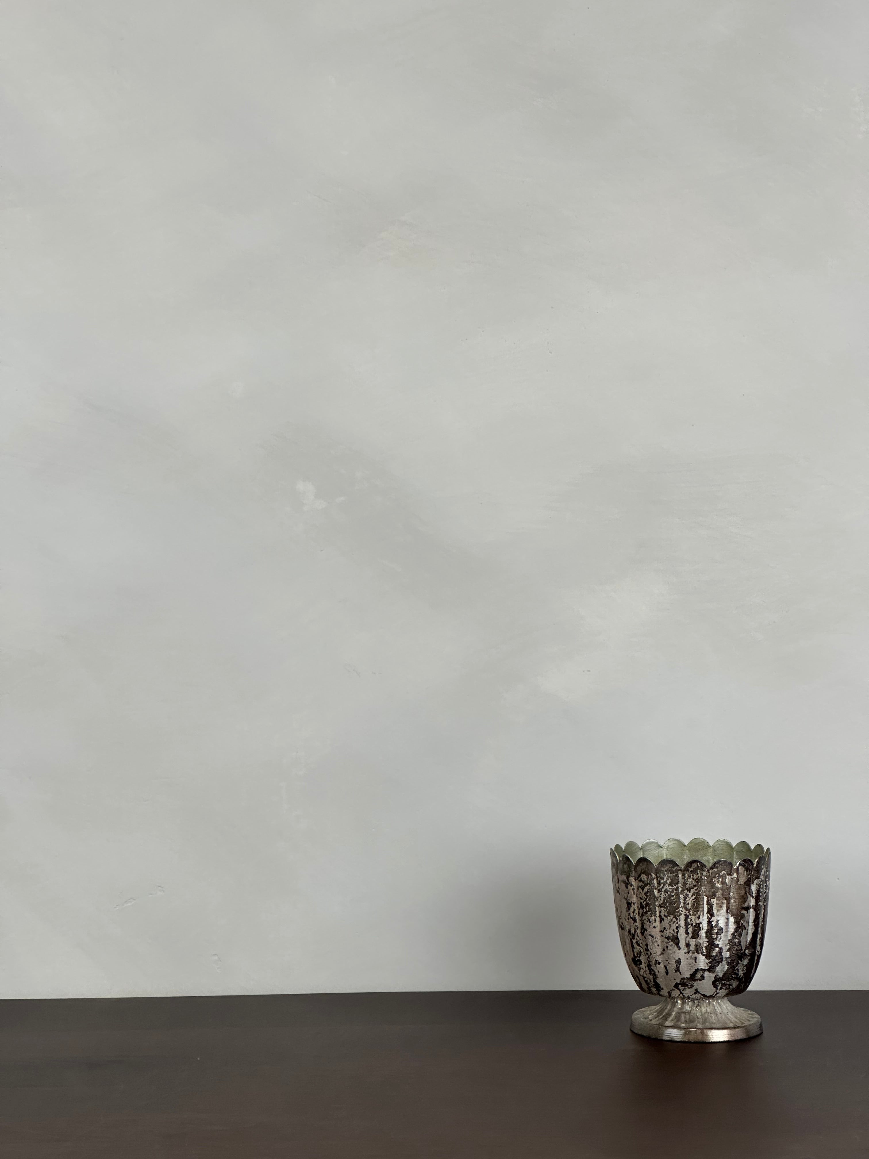 VINTAGE PEDESTAL