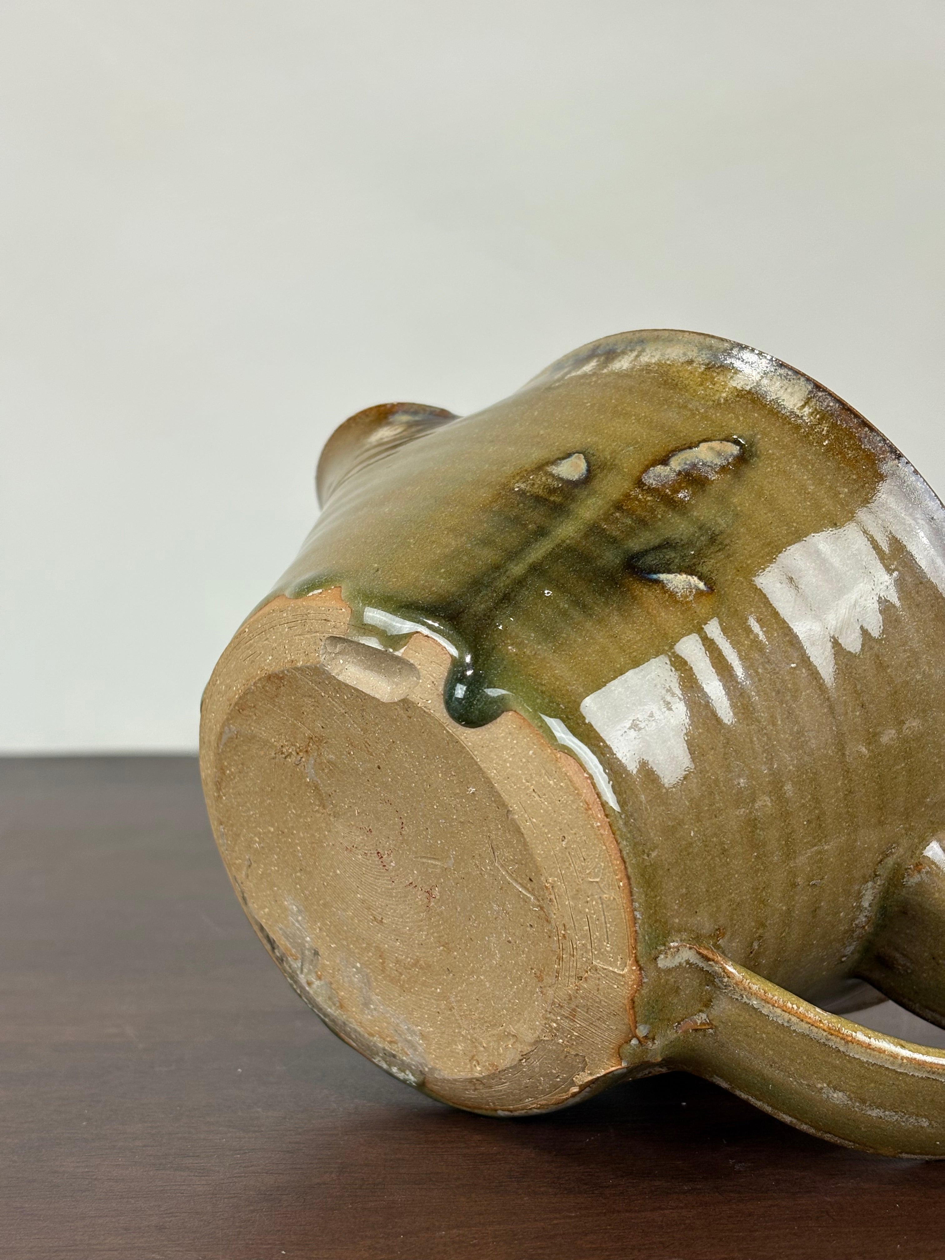 HANDCRAFTED GRAVY BOAT