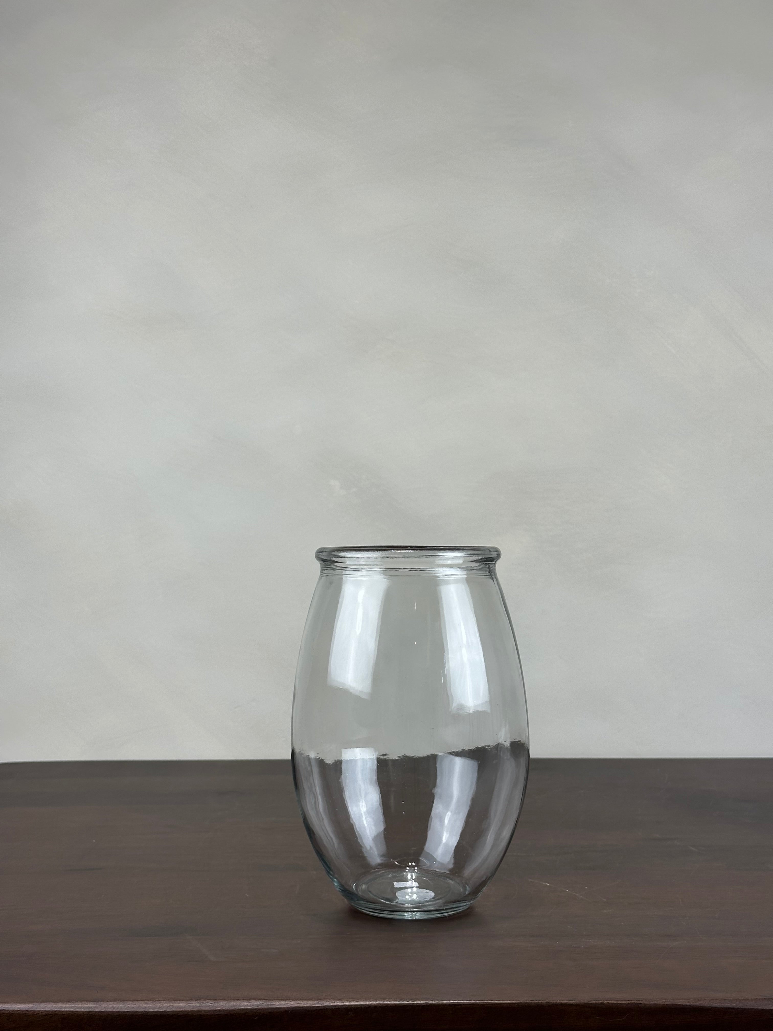 CLASSIC GLASS VASE