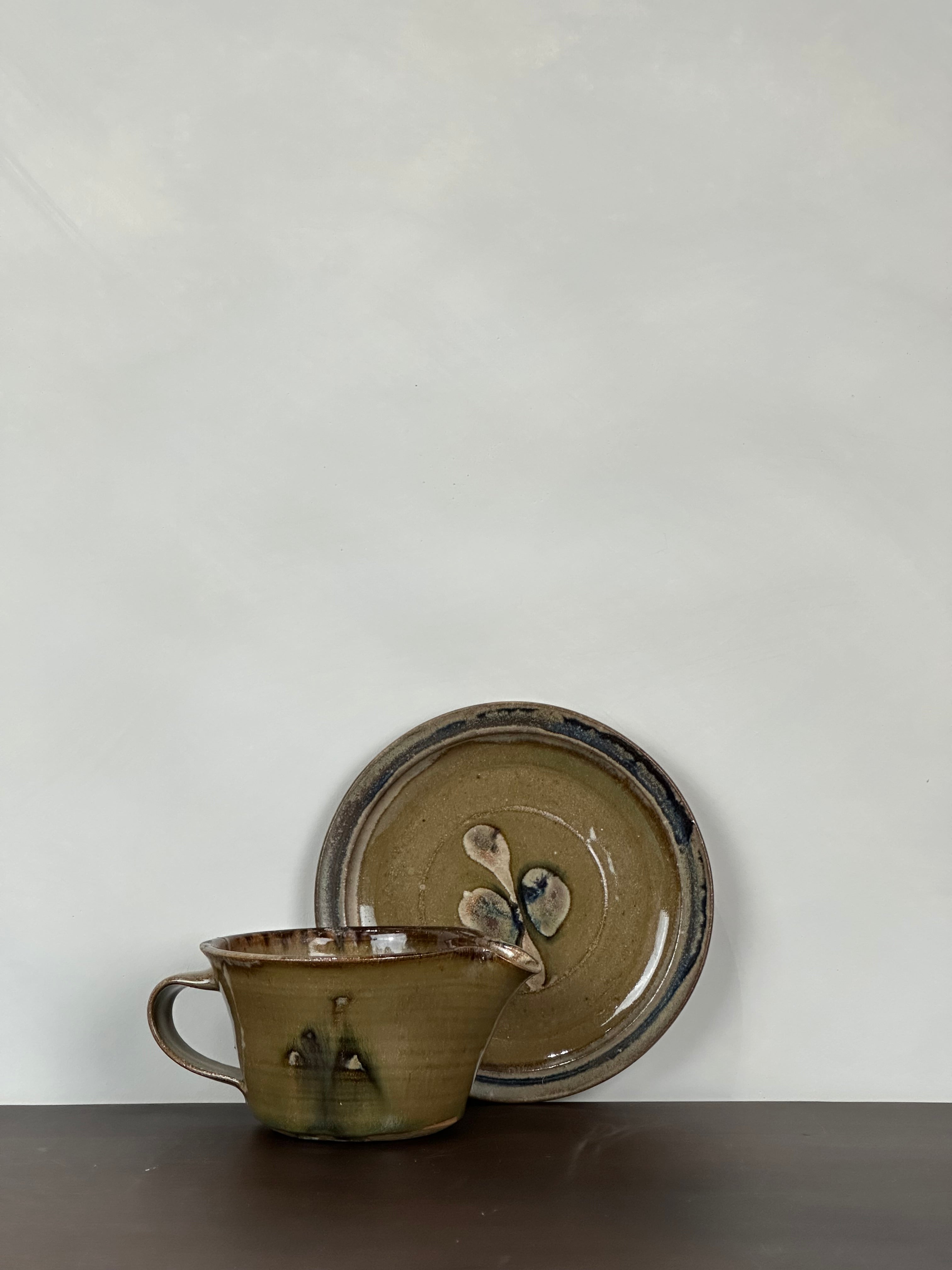 HANDCRAFTED GRAVY BOAT