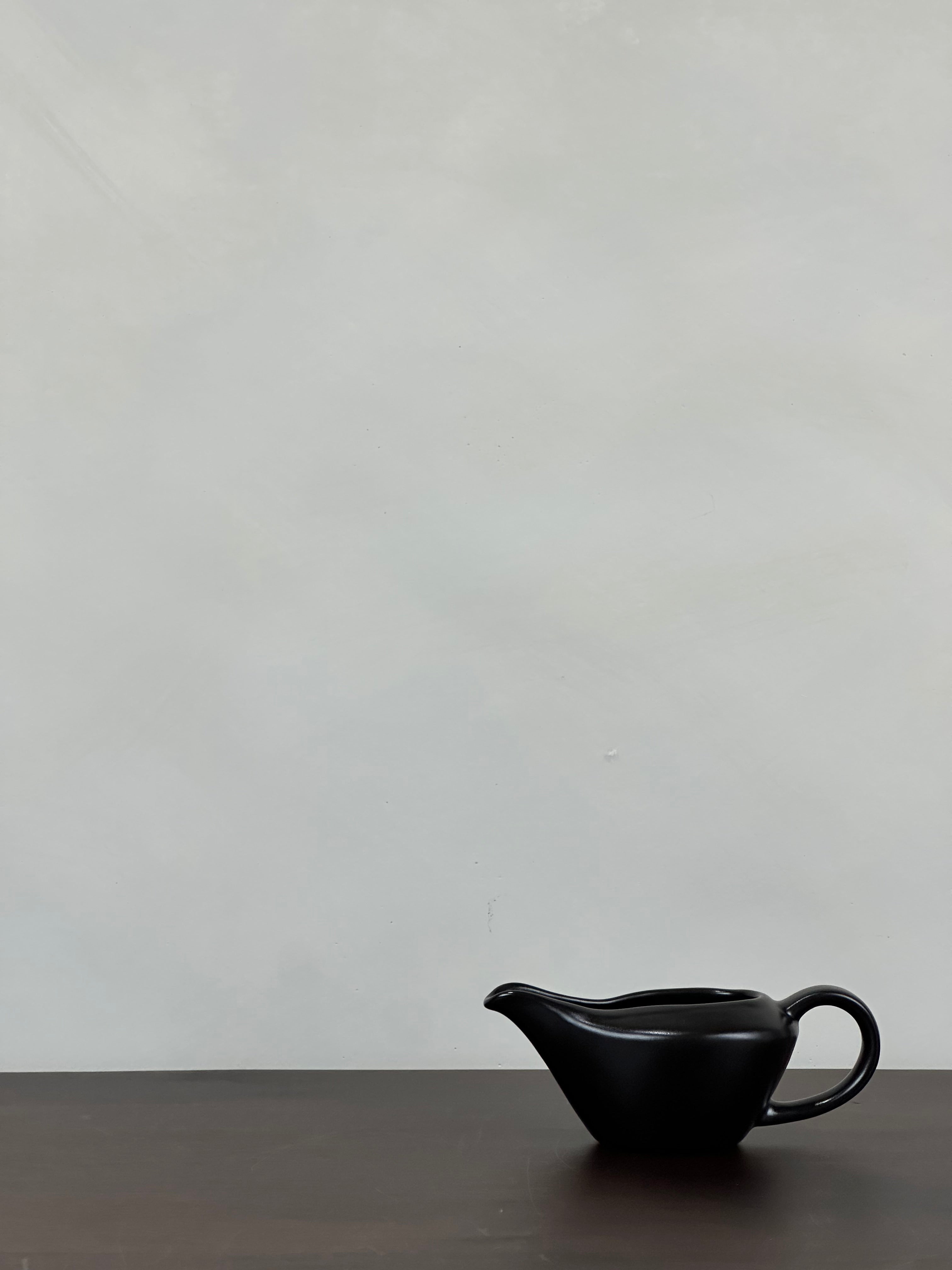 CERAMIC BROWN CREAMER
