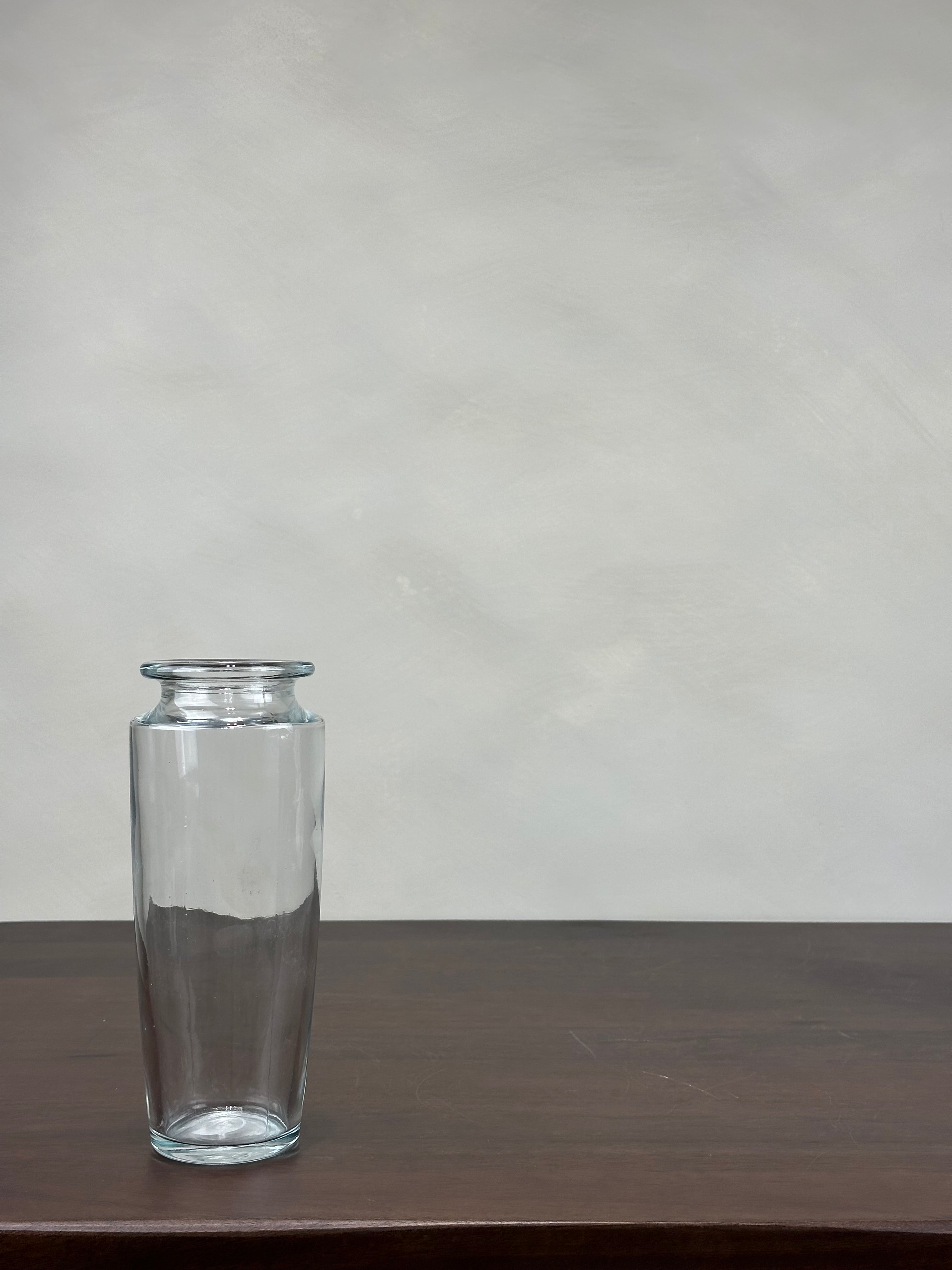 GLASS STEM VASE