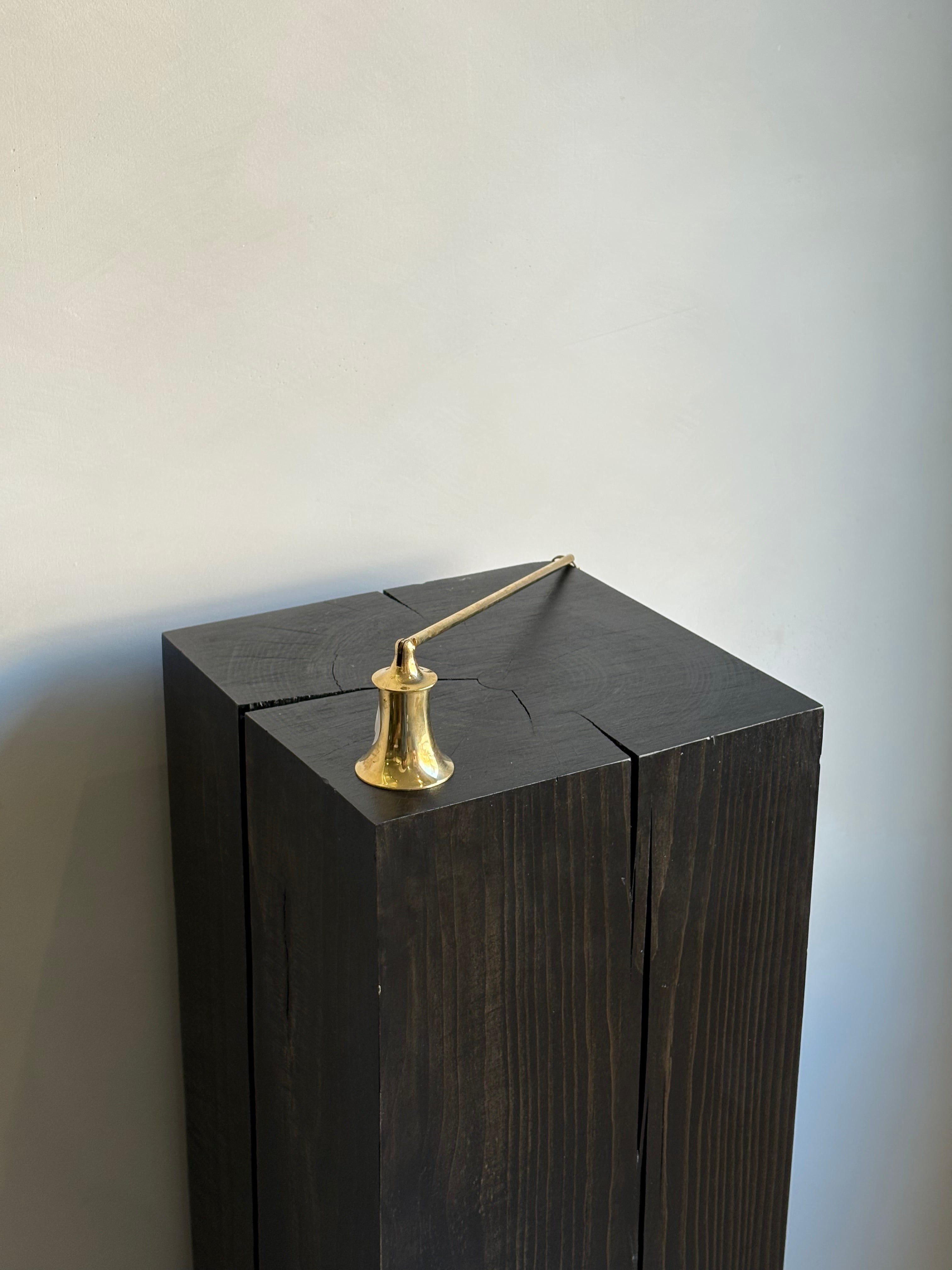 CLASSIC CANDLE SNUFFER