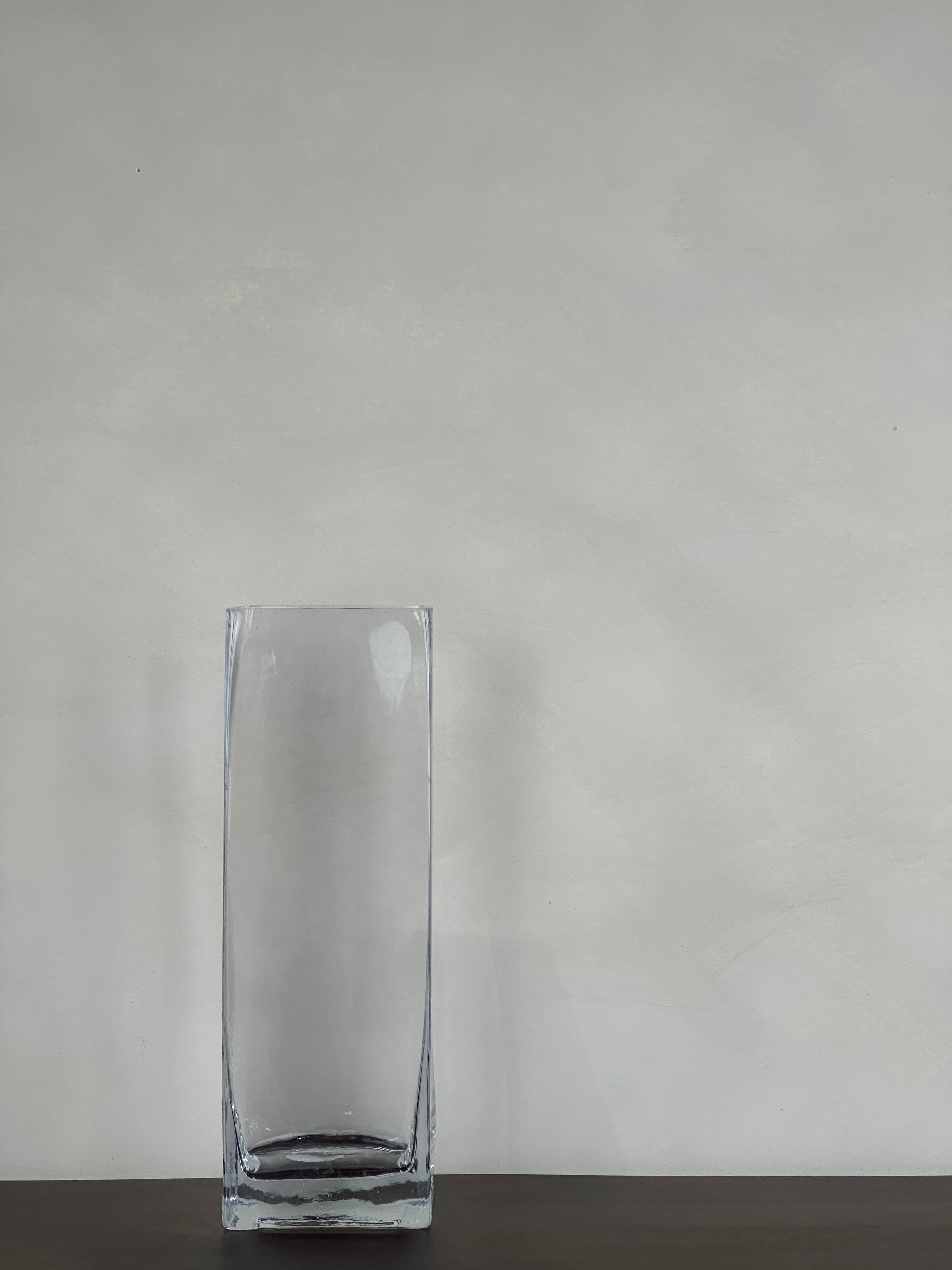 TALL GLASS VASE