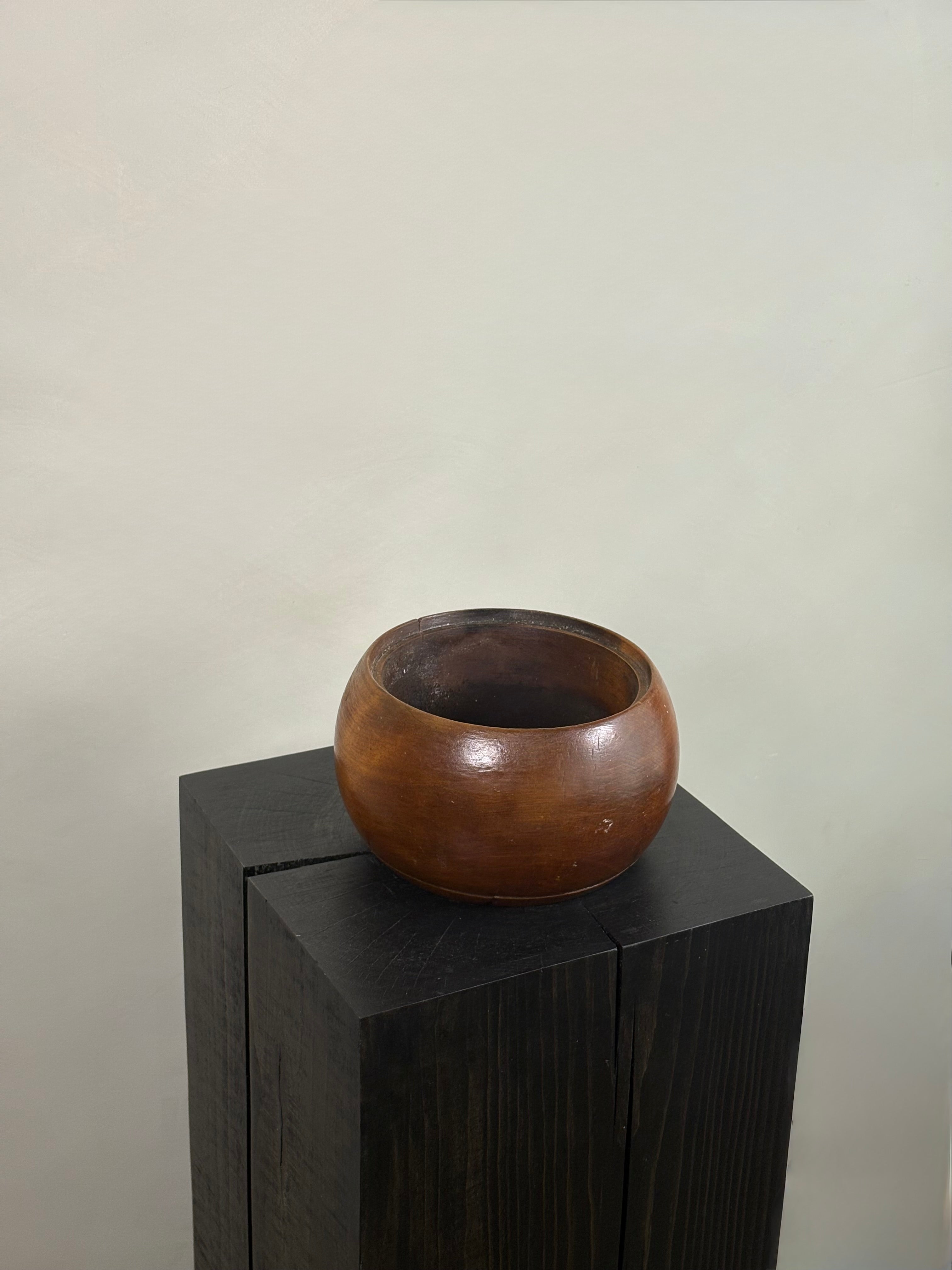 TURNED WOOD BOWL