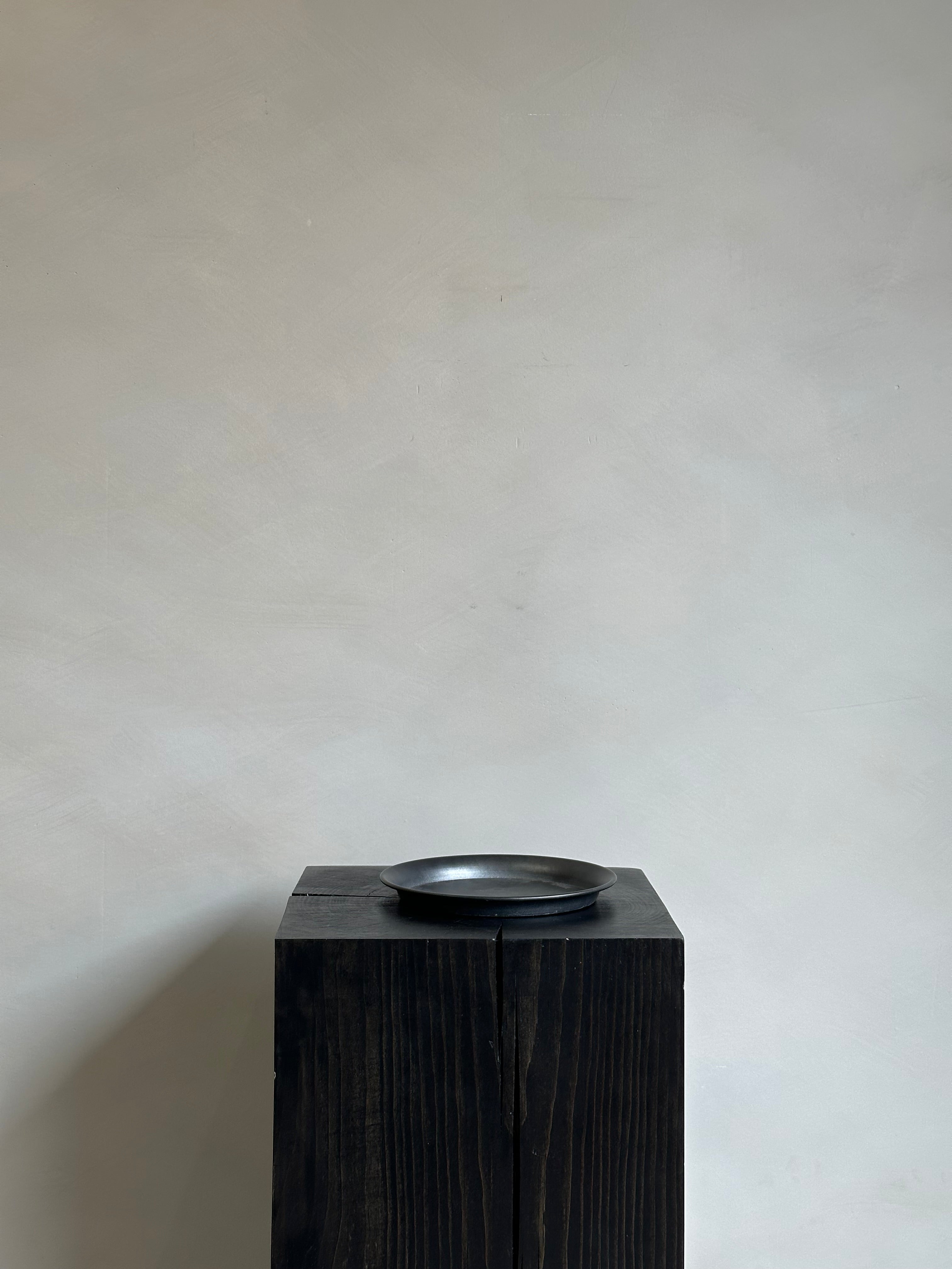METAL ROUND TRAY