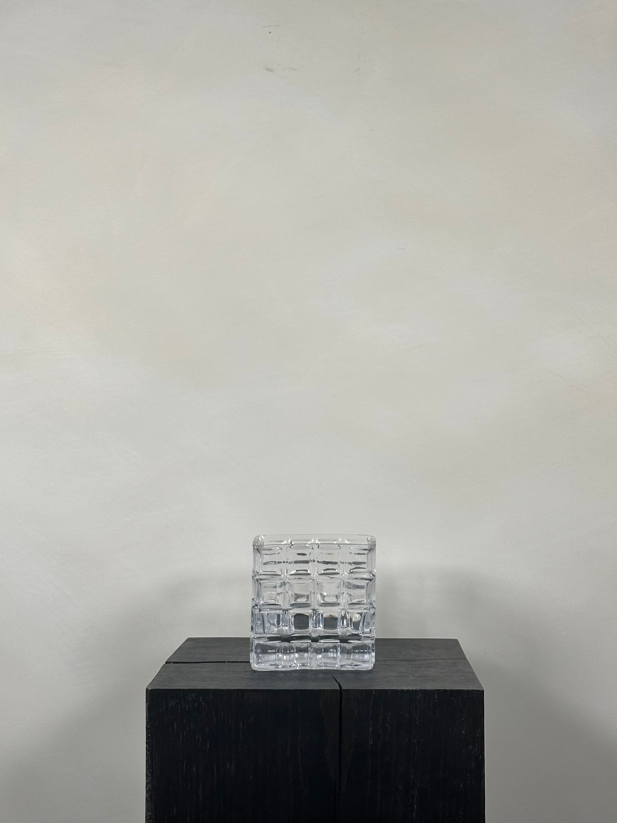 SMALL CUBE VASE