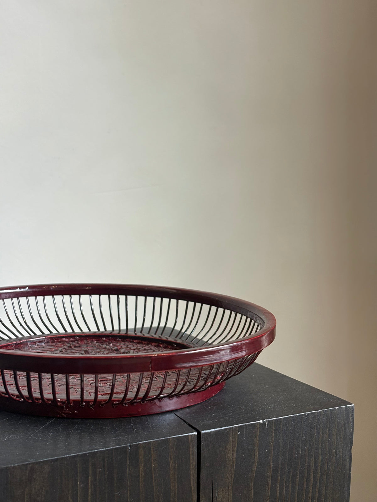 BURGUNDY BASKET