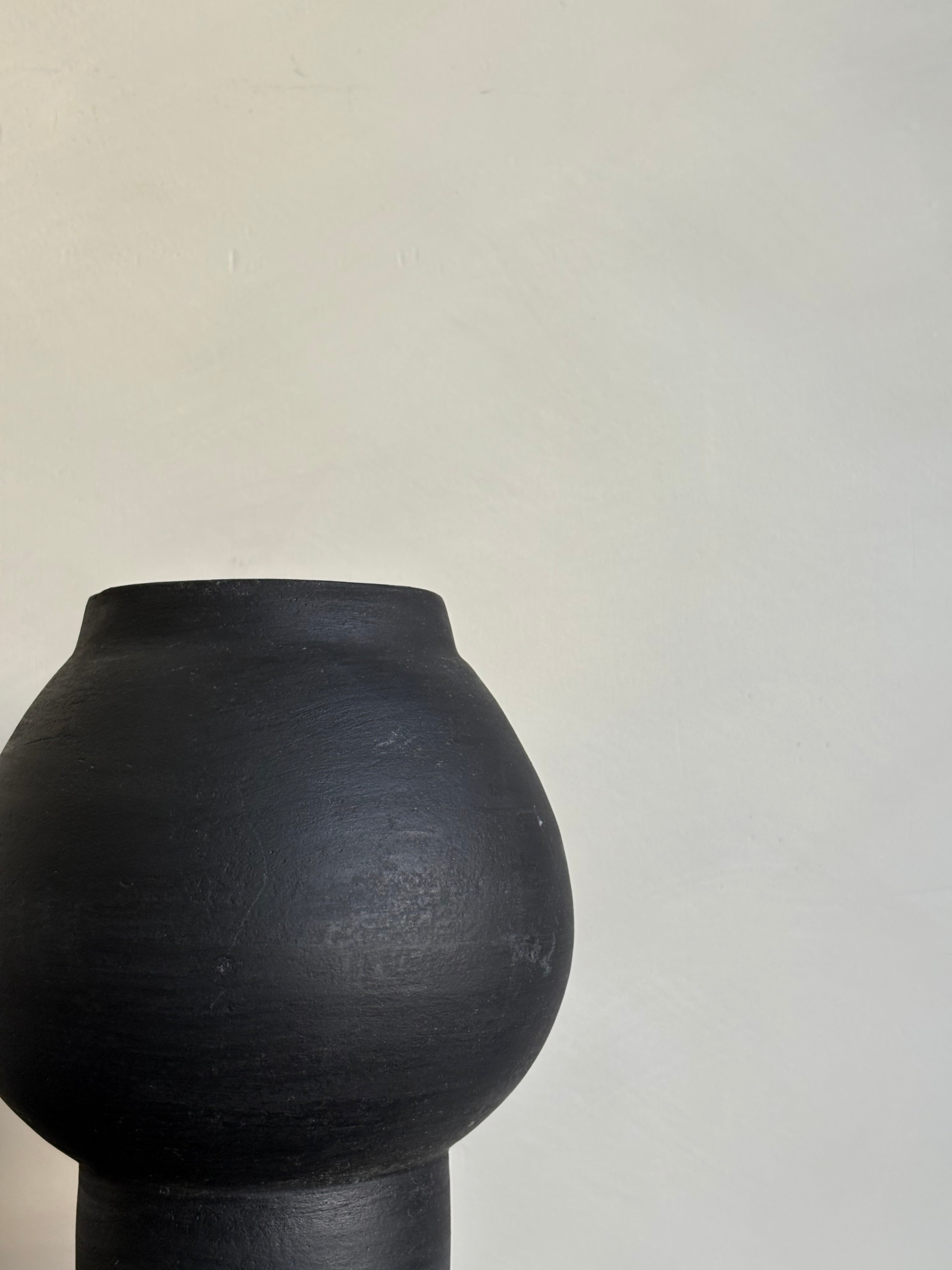 ECLIPSE VASE