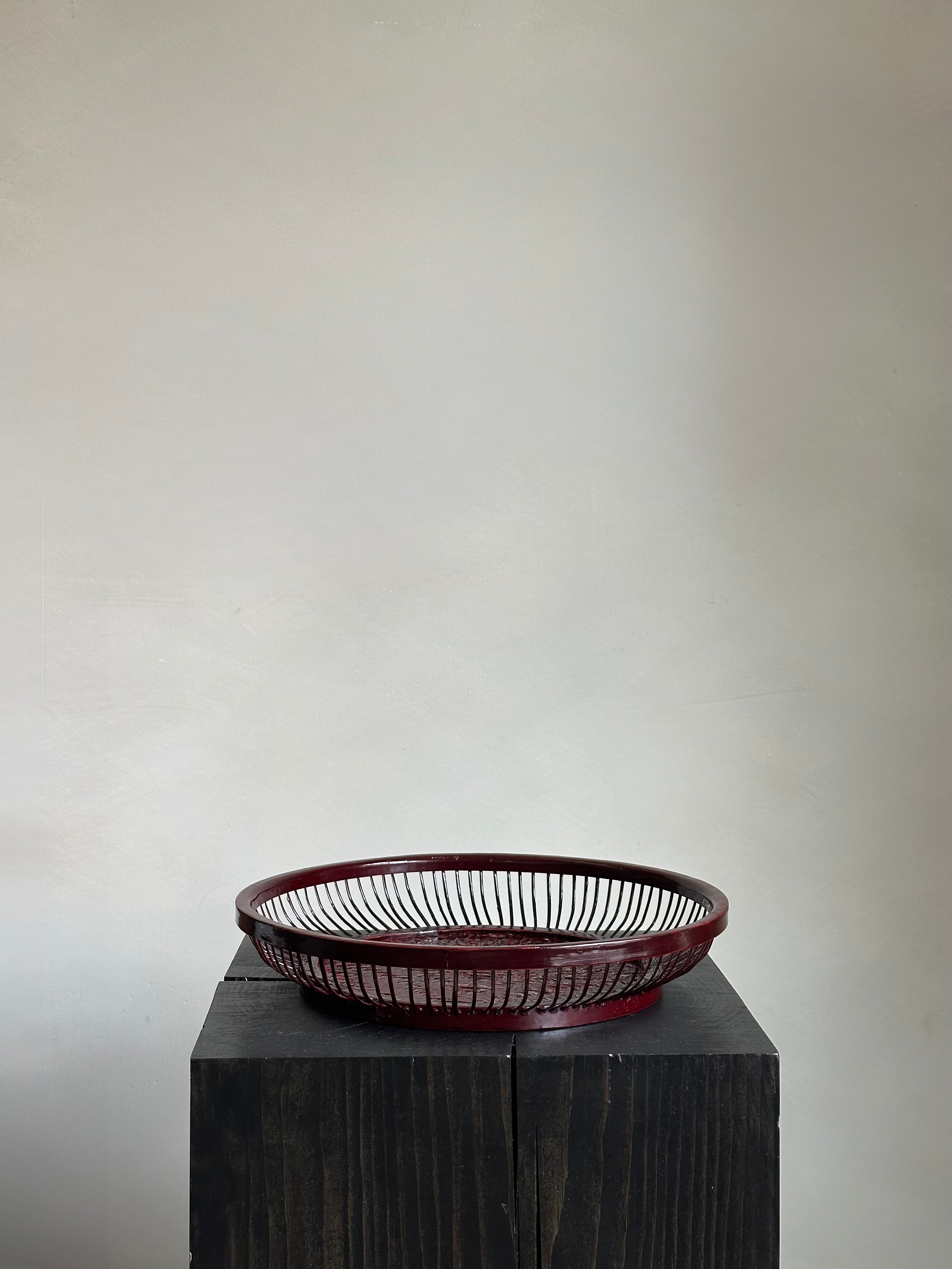 BURGUNDY BASKET