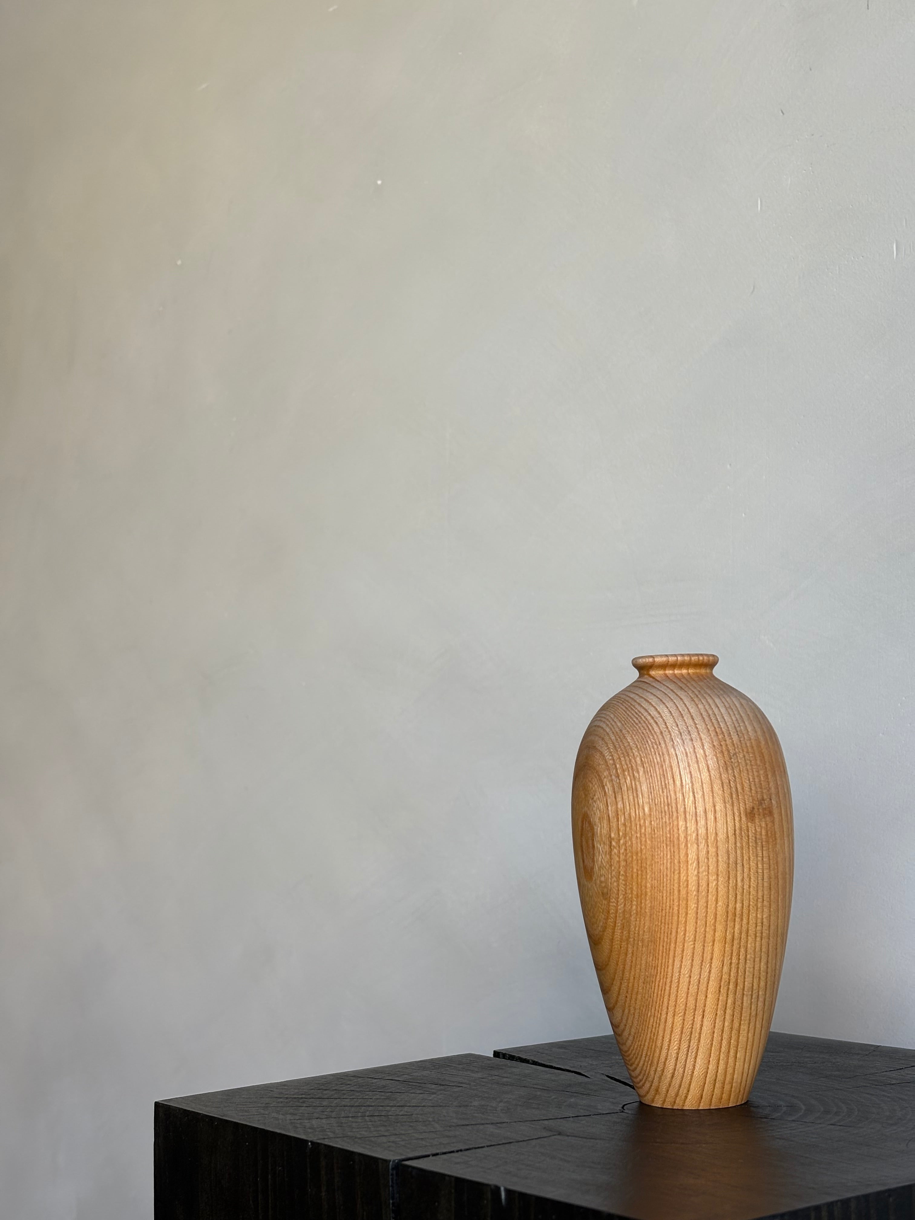 WOODEN VASE