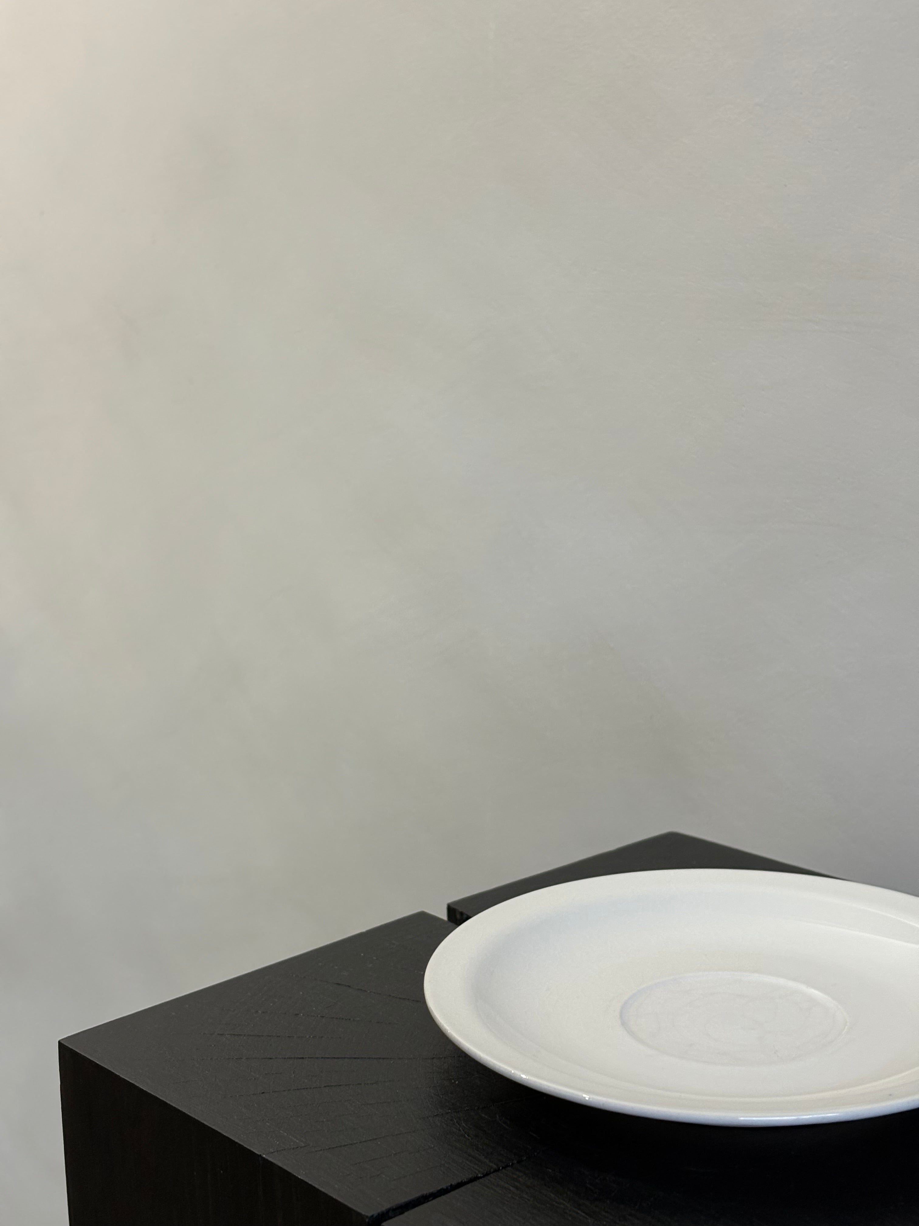 CERAMIC PLATE