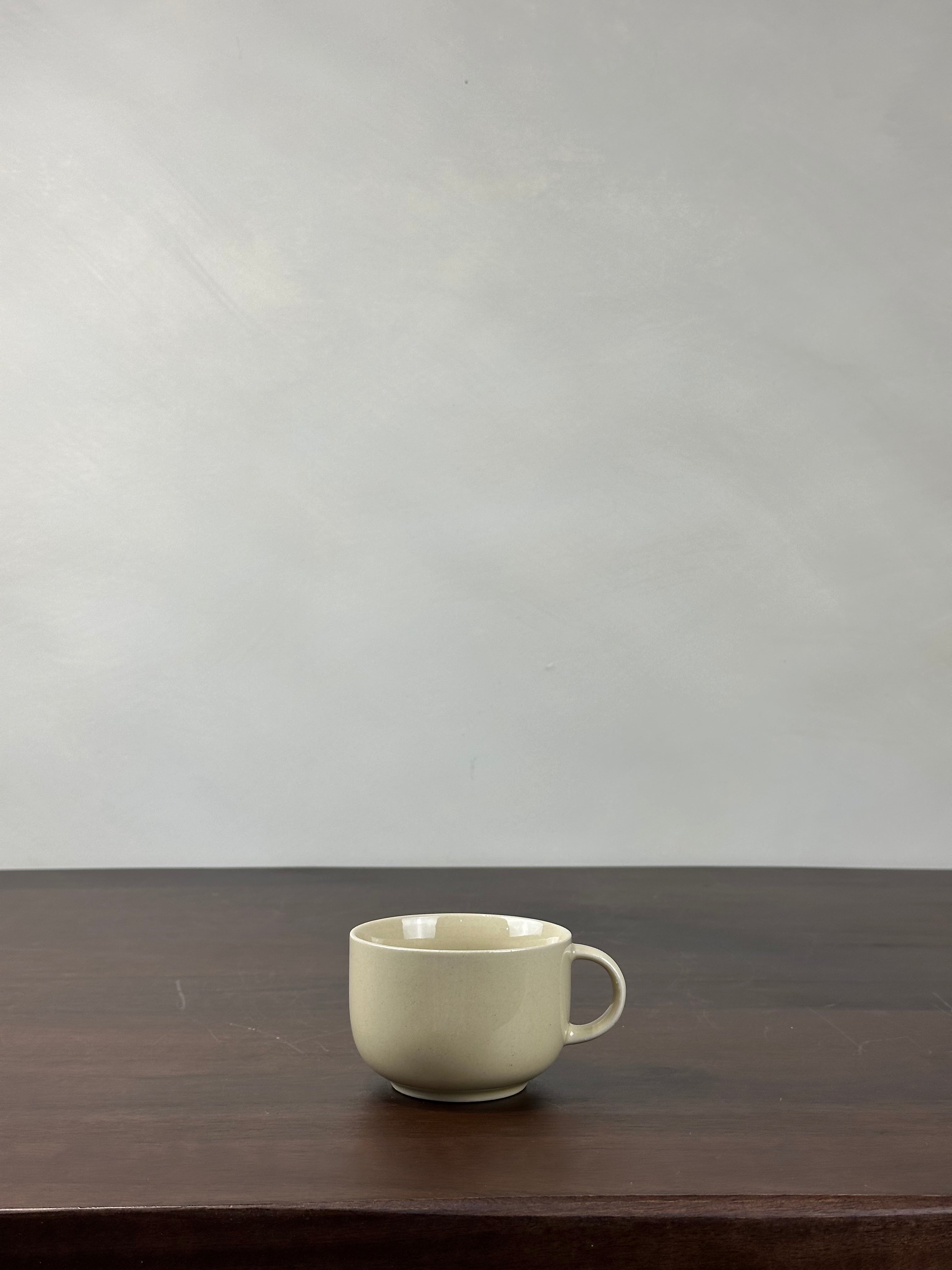 BIEGE CERAMIC MUG
