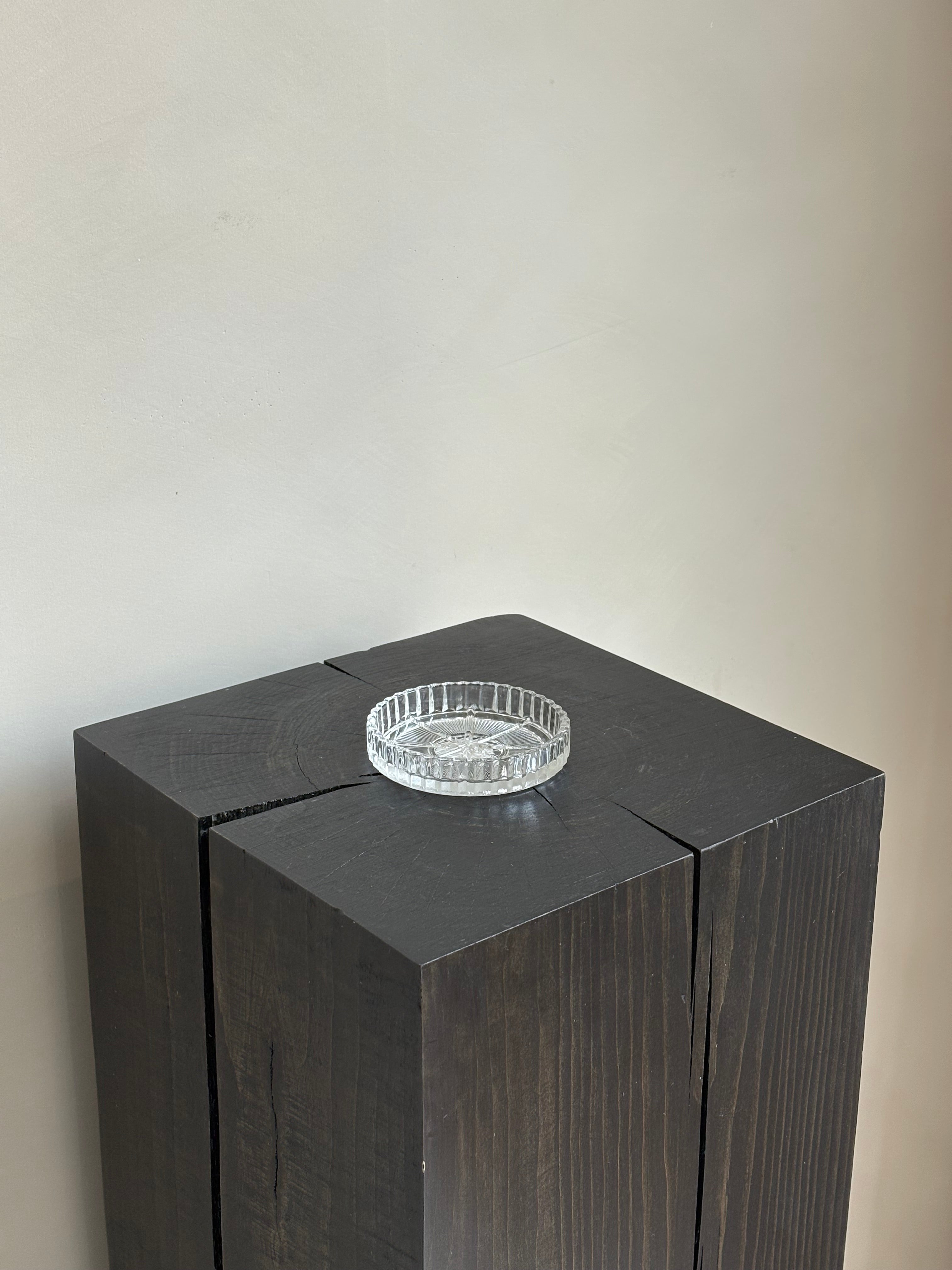 SMALL CRYSTAL DISH