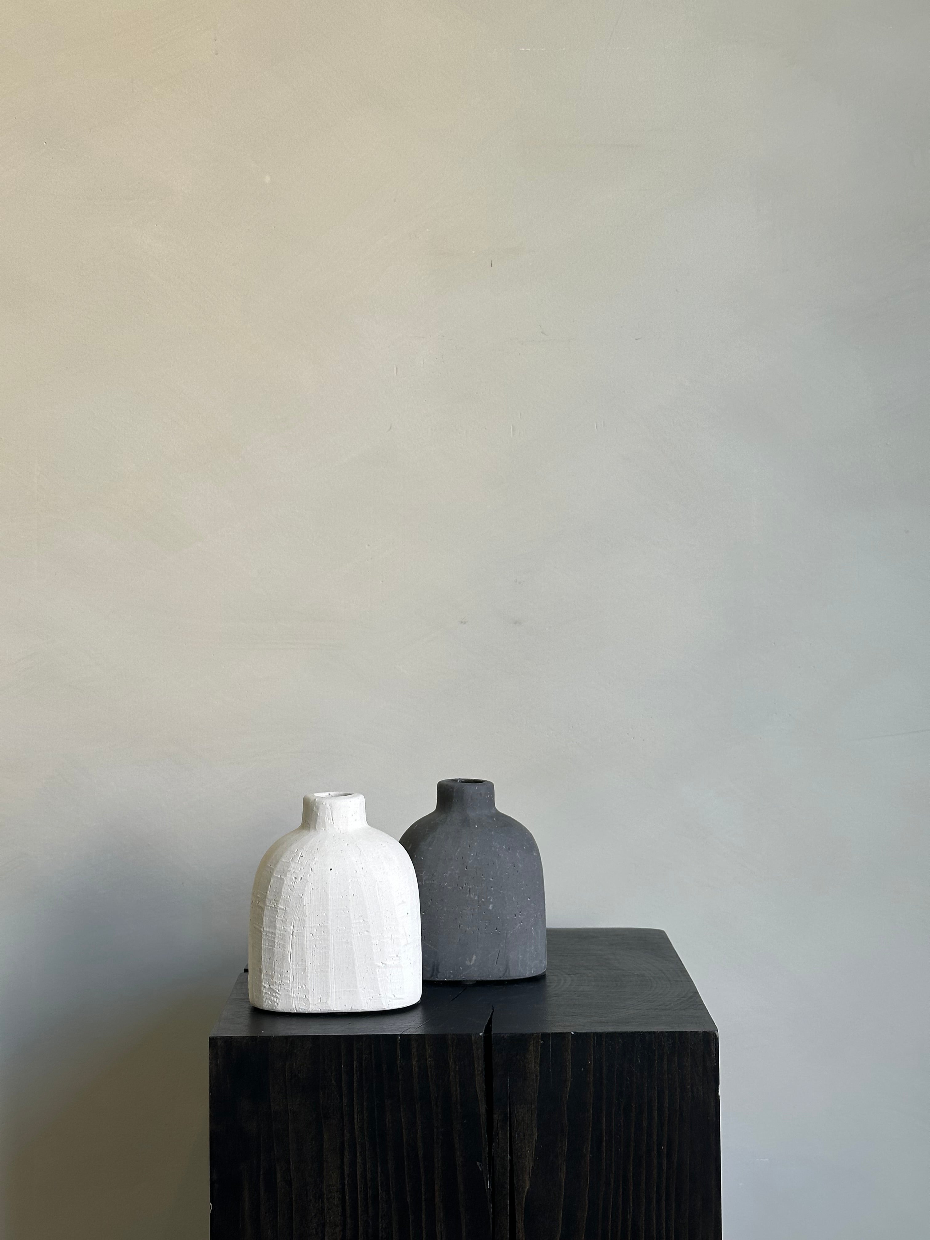 KARIS VASE