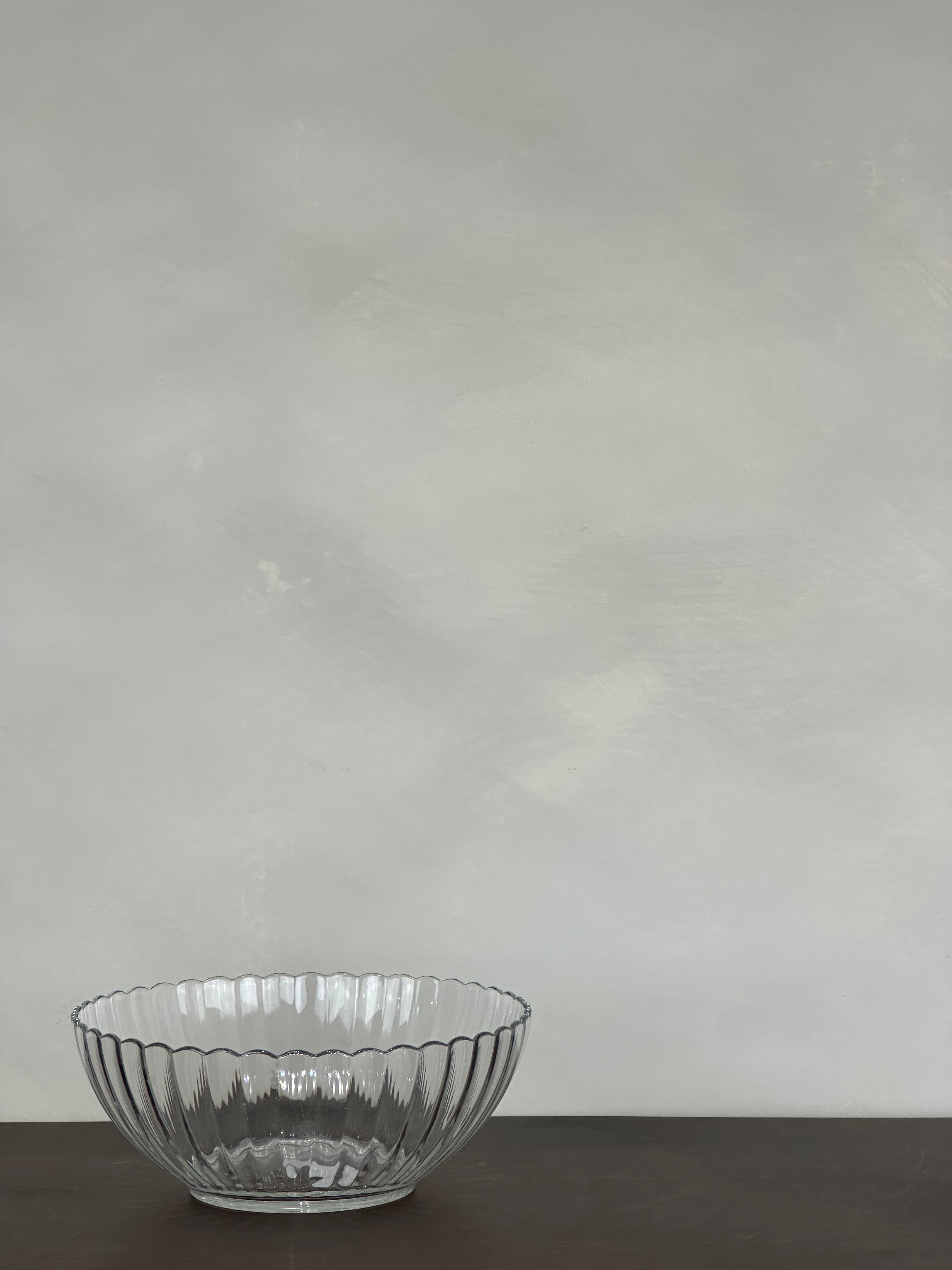GLASS BOWL