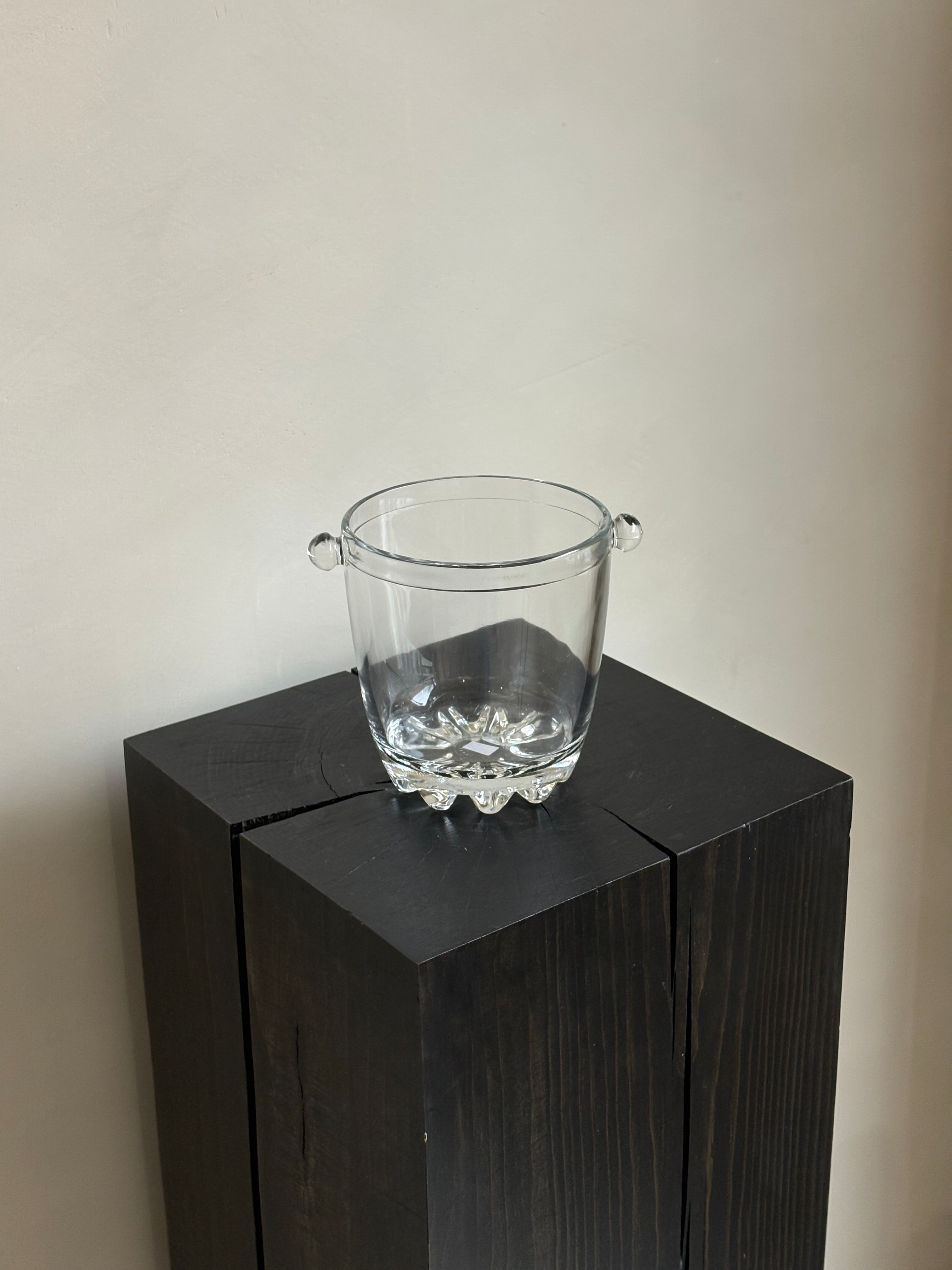 ROUND GLASS ICE BUCKET