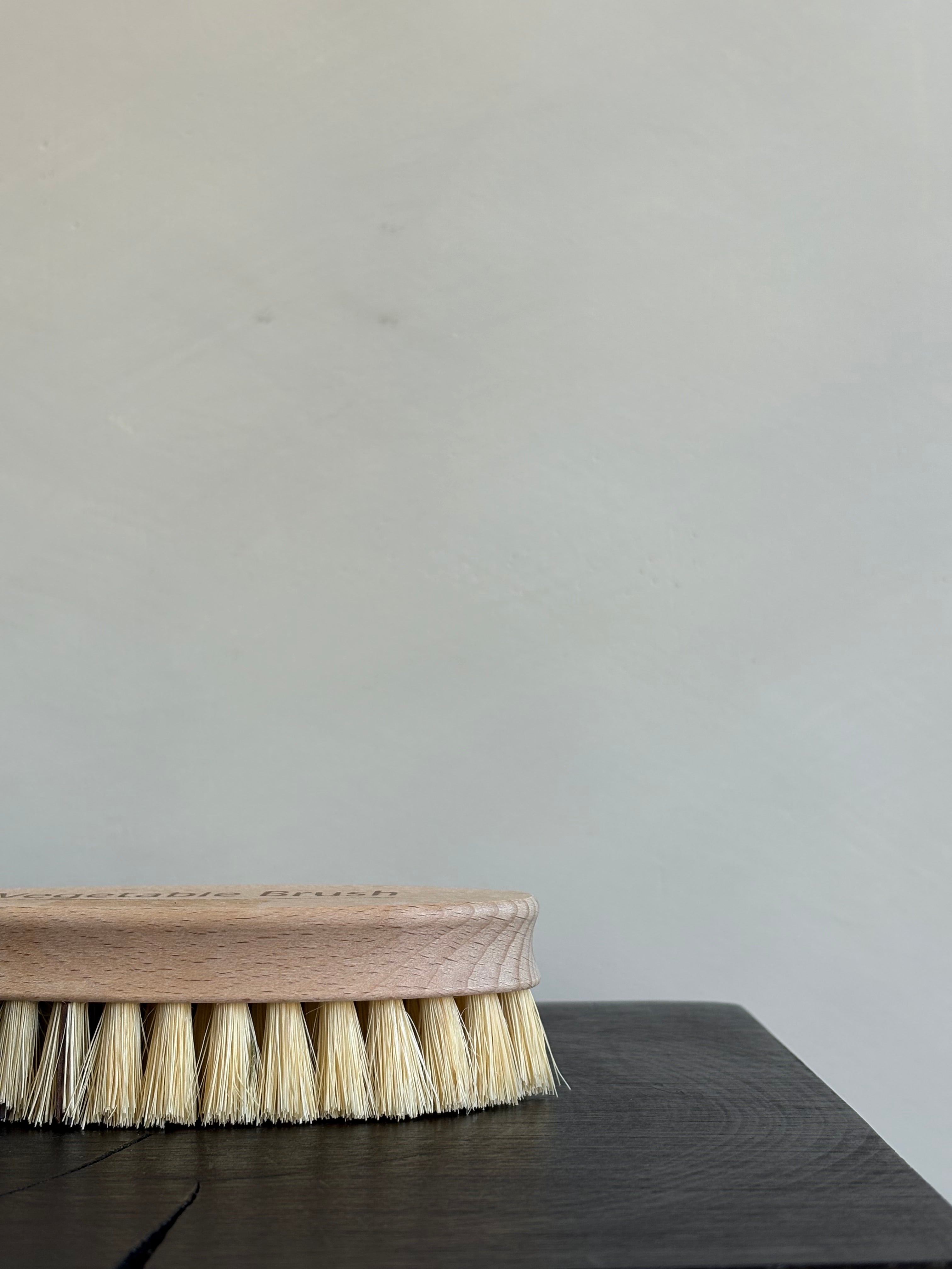 VEGETABLE BRUSH
