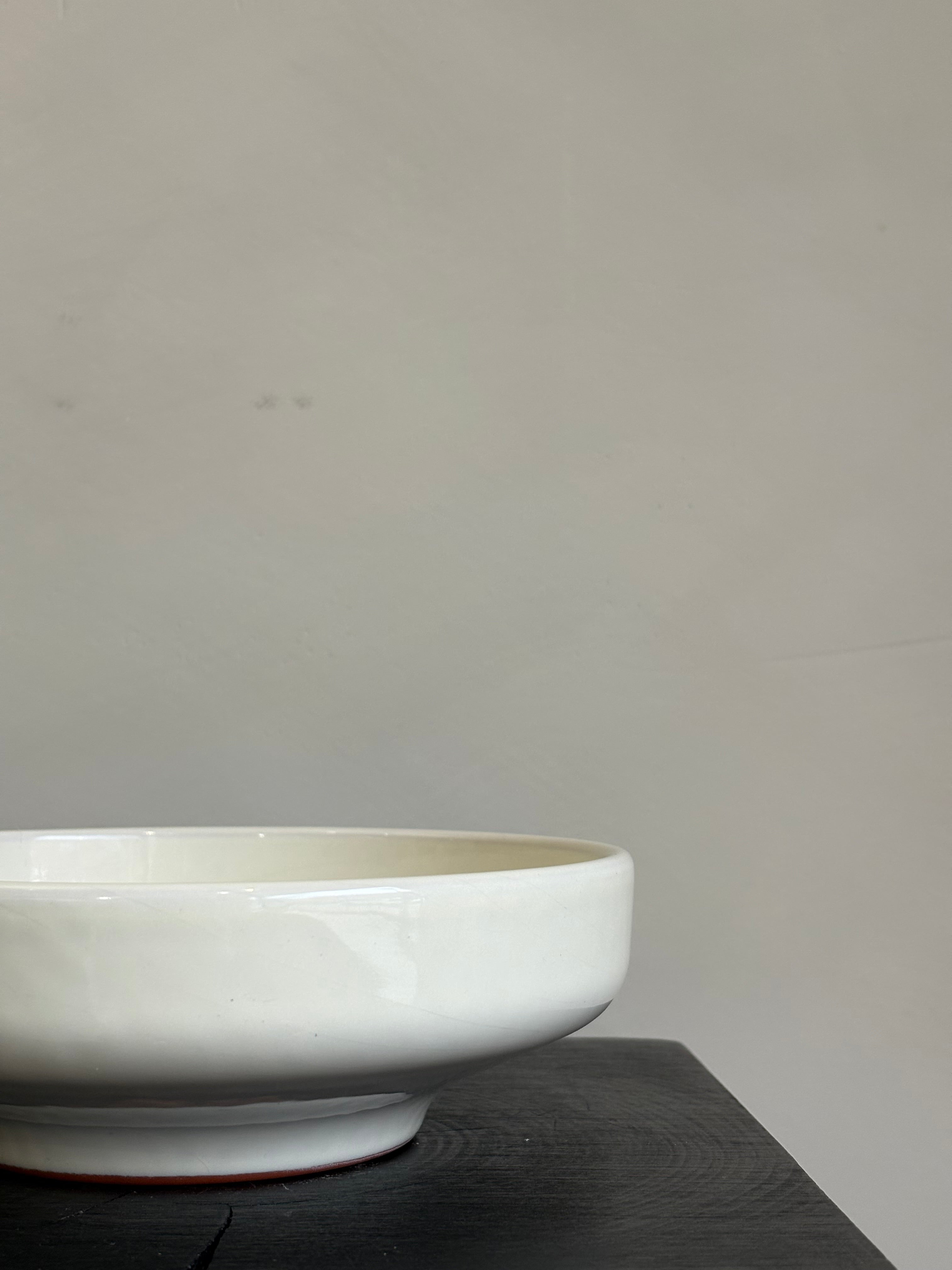 CREAM PEDESTAL BOWL