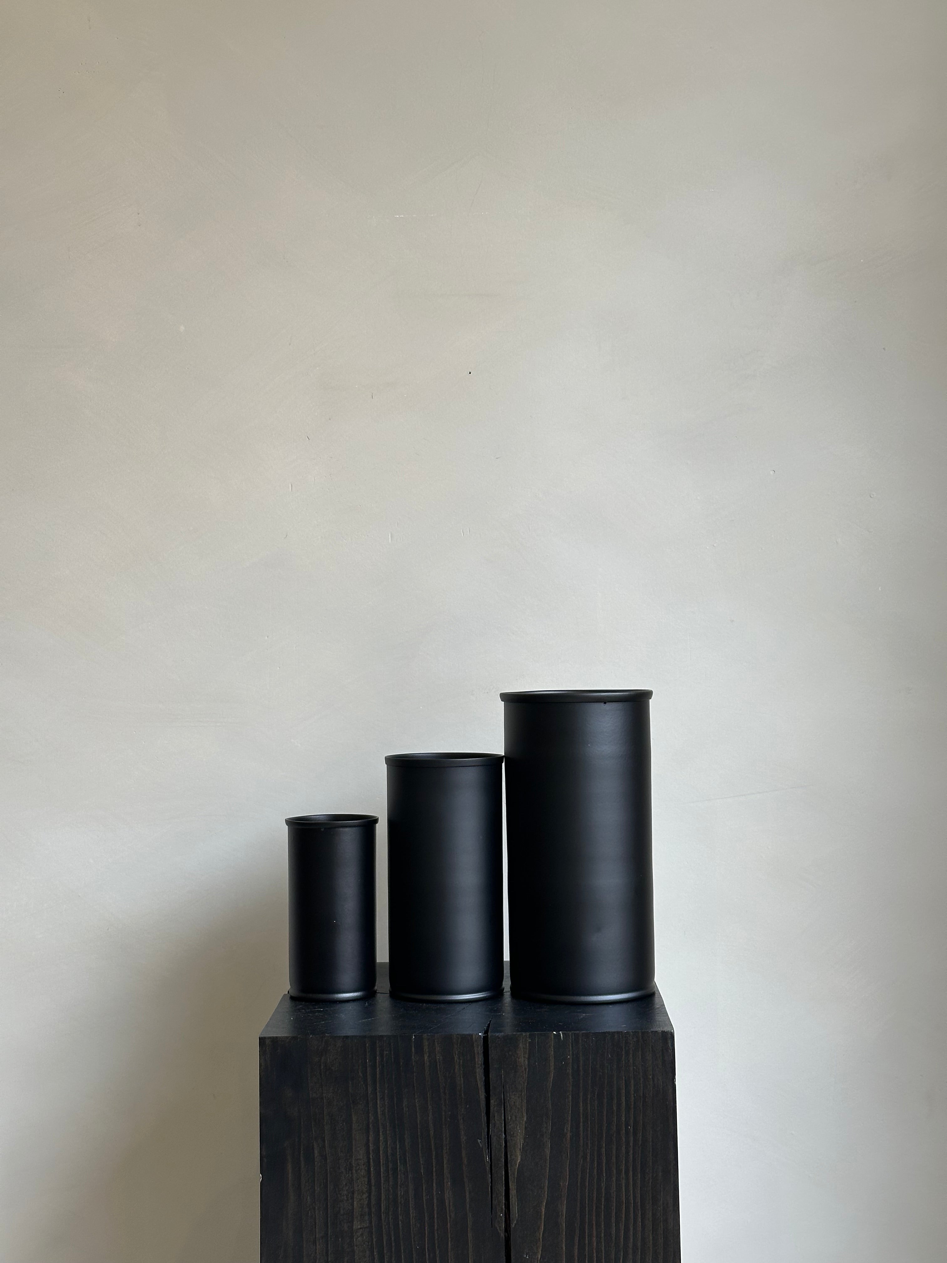 GENUINE BLACK VASE
