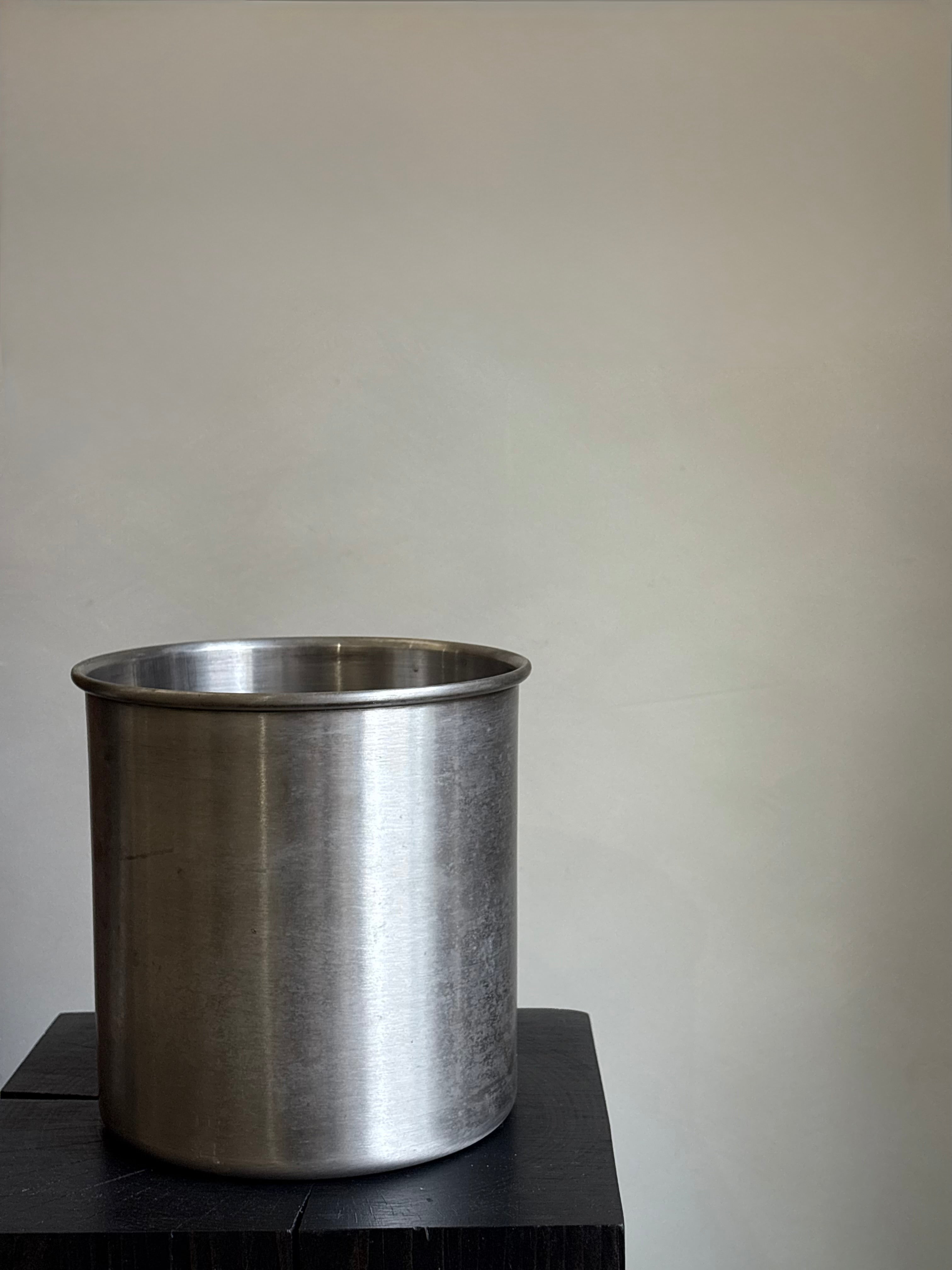 BRUSHED METAL KITCHEN CROCK