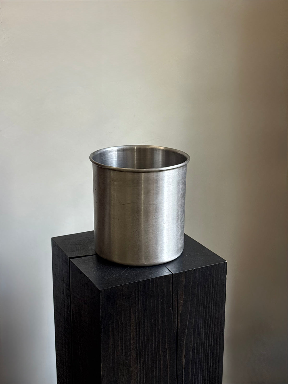 BRUSHED METAL KITCHEN CROCK