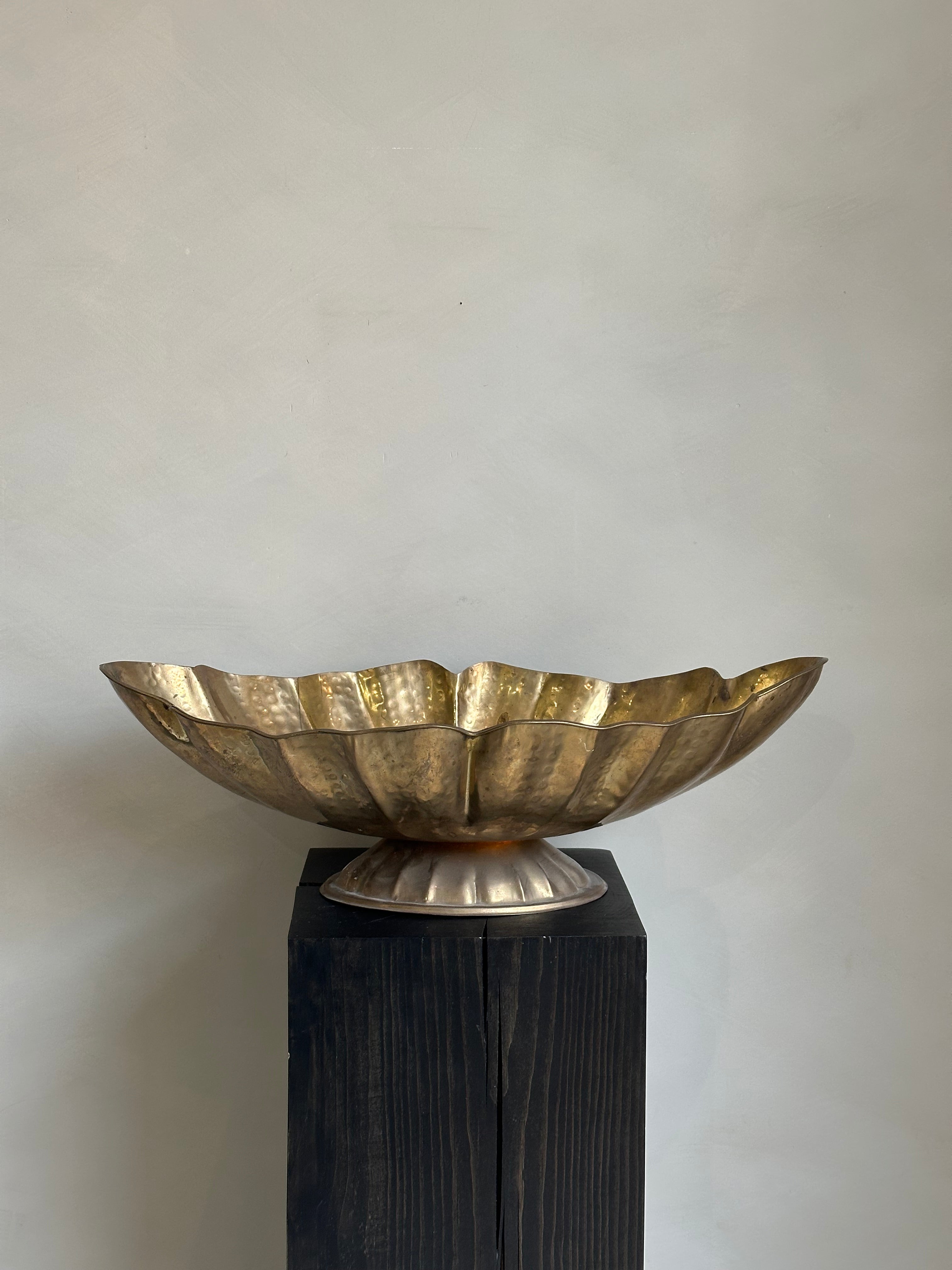 BRASS PEDESTAL TRAY