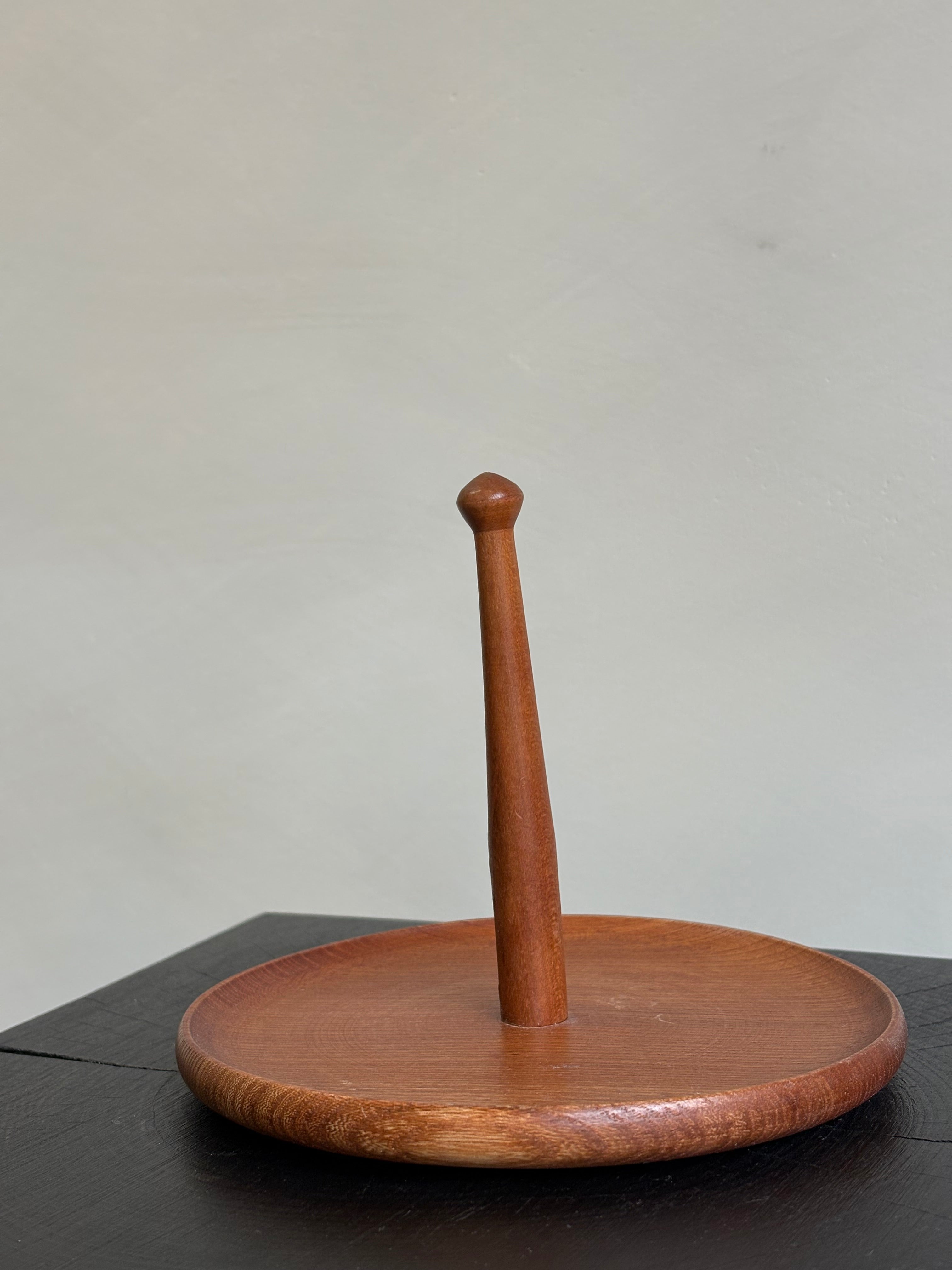 WOODEN JEWELRY TREE