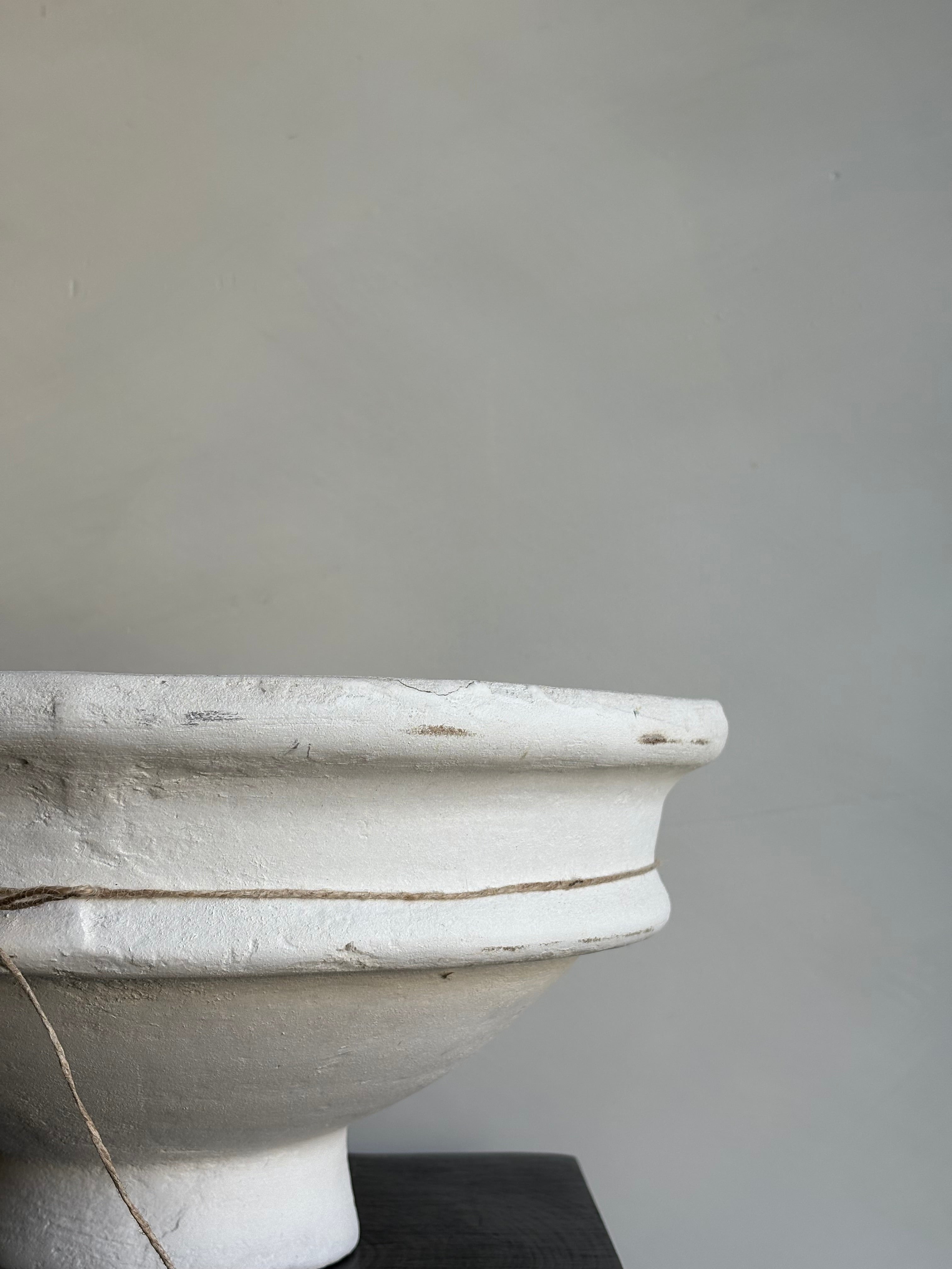 PAPER MACHE | PEDESTAL BOWL