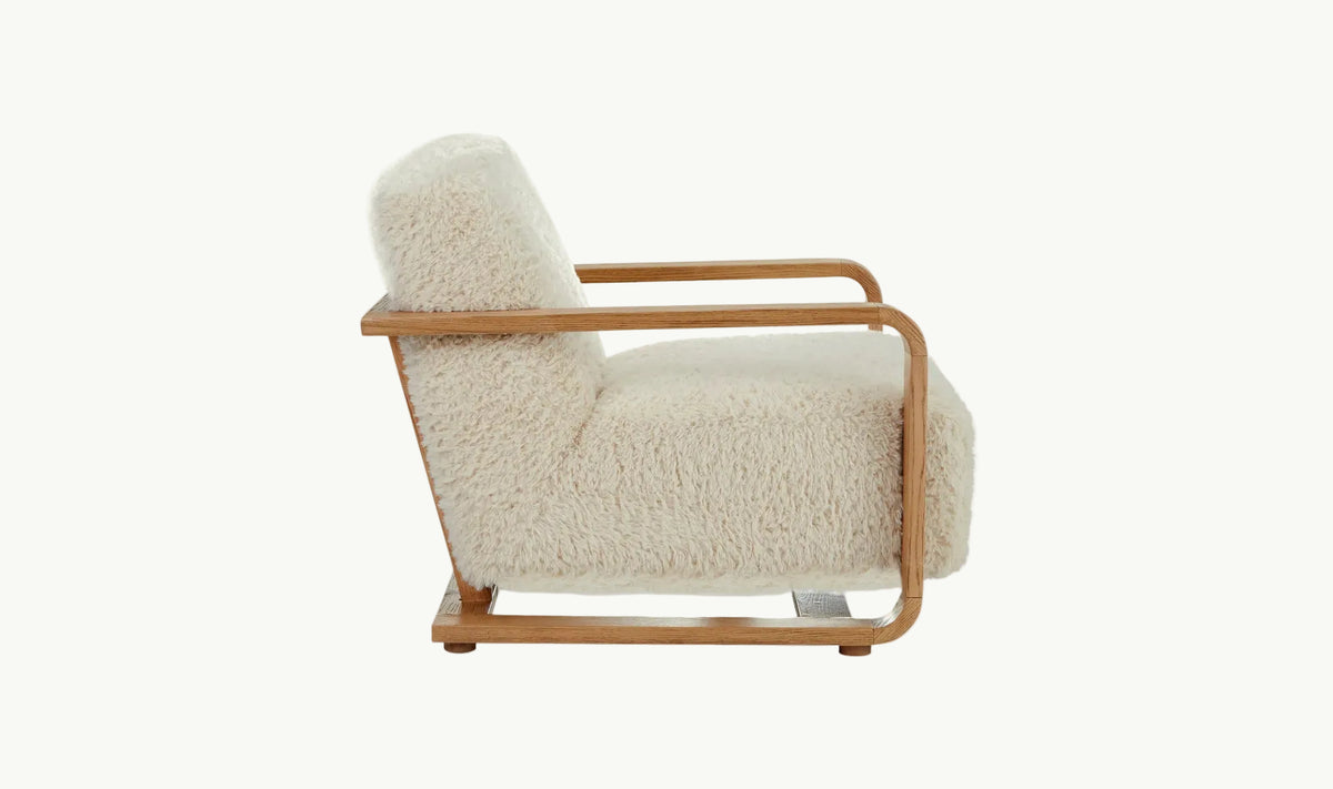 THE CAMDEN LOUNGE CHAIR