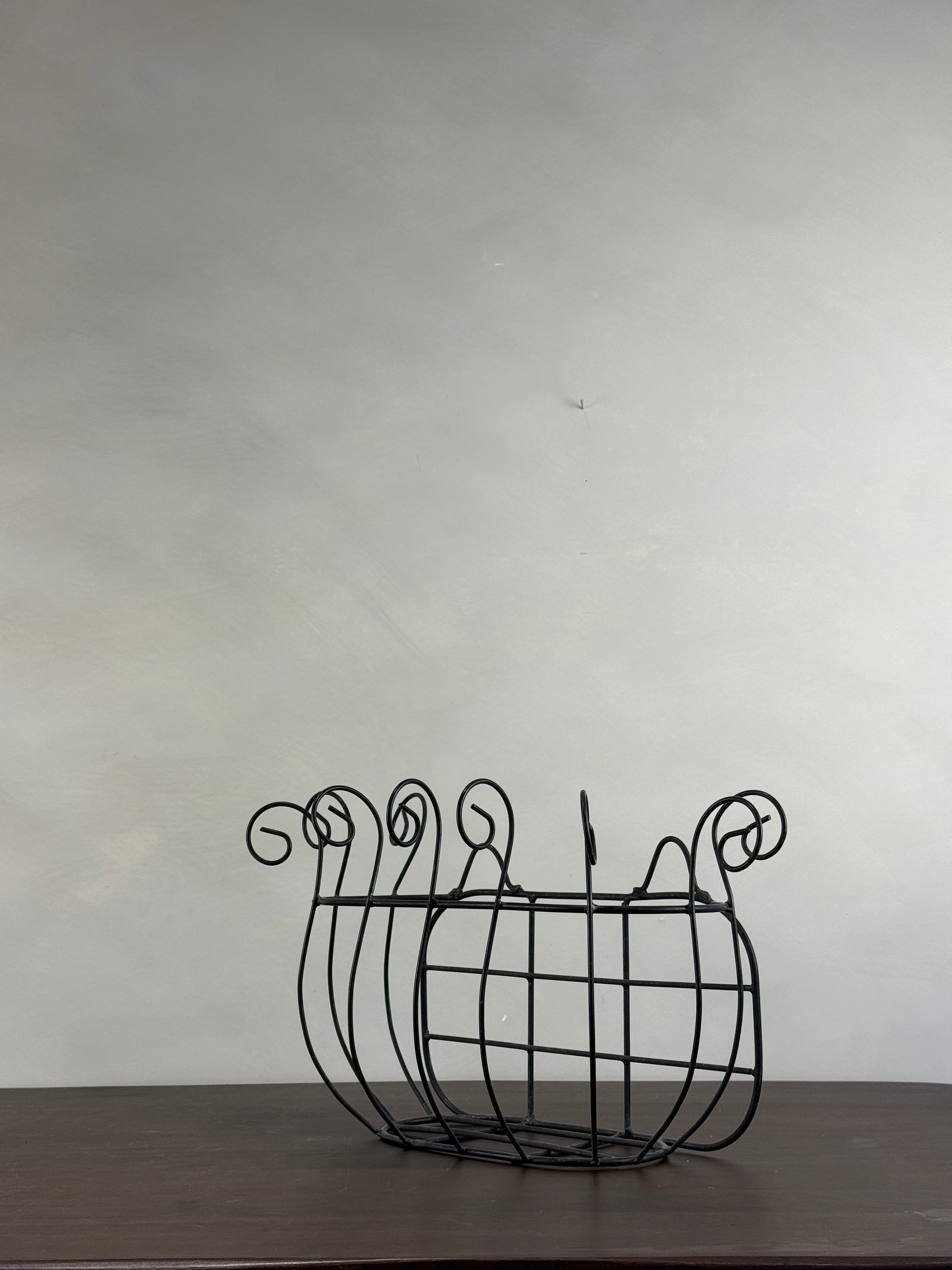 METAL FRUIT BASKET