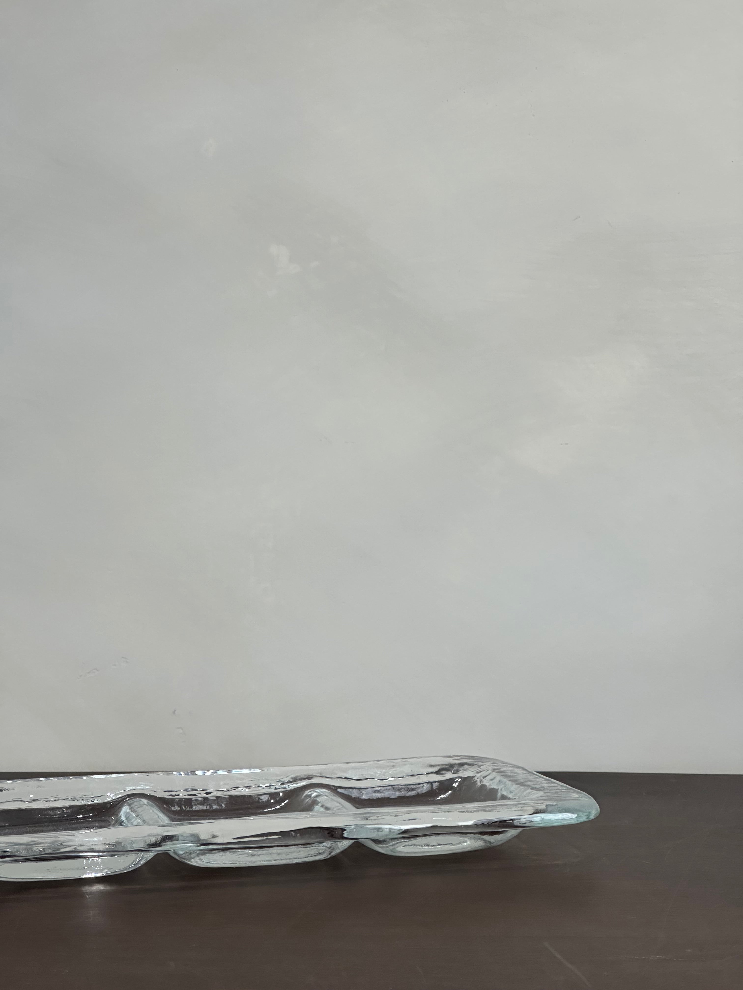 GLASS SERVING TRAY