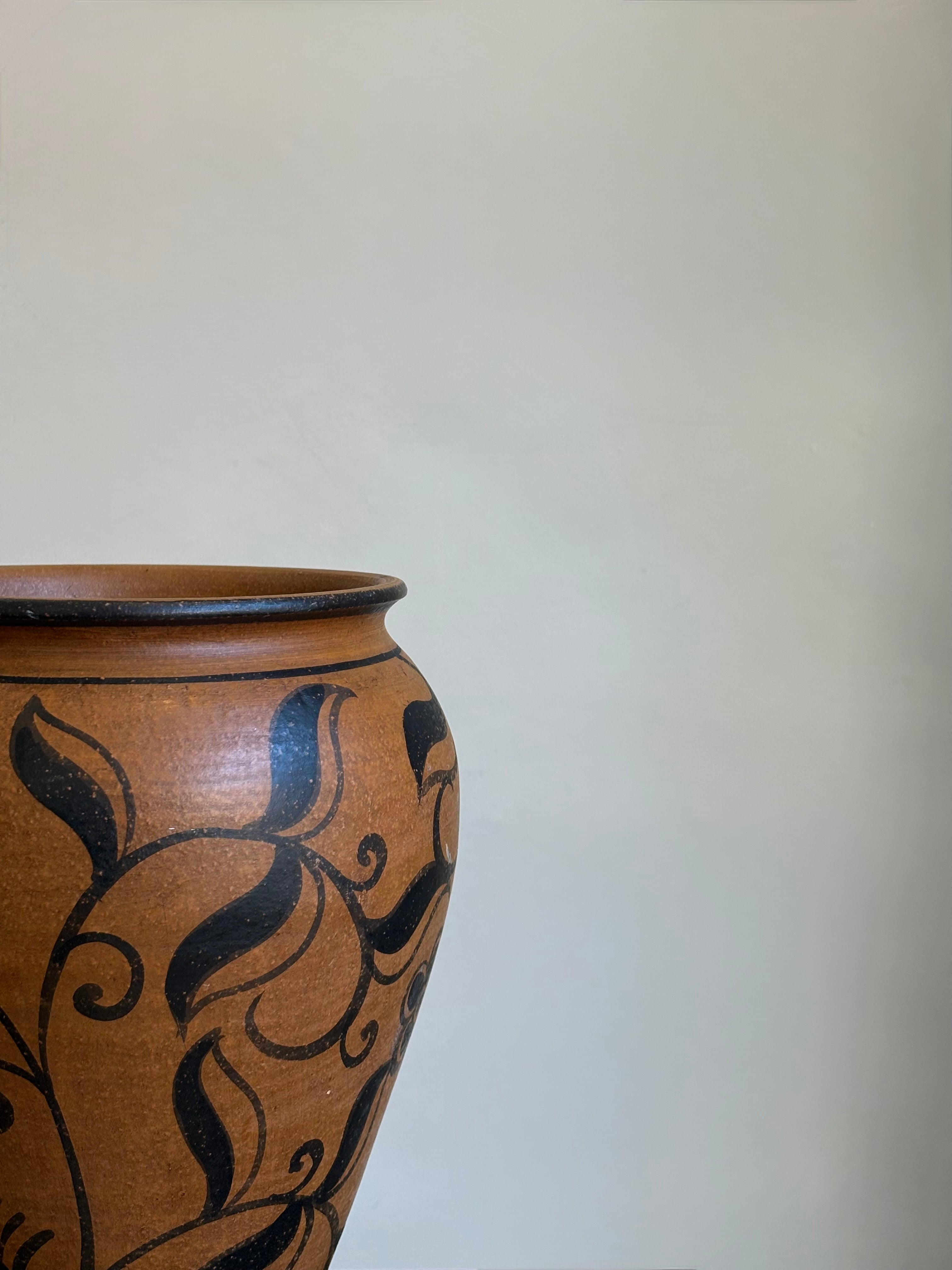 HAND PAINTED TERRACOTTA POT