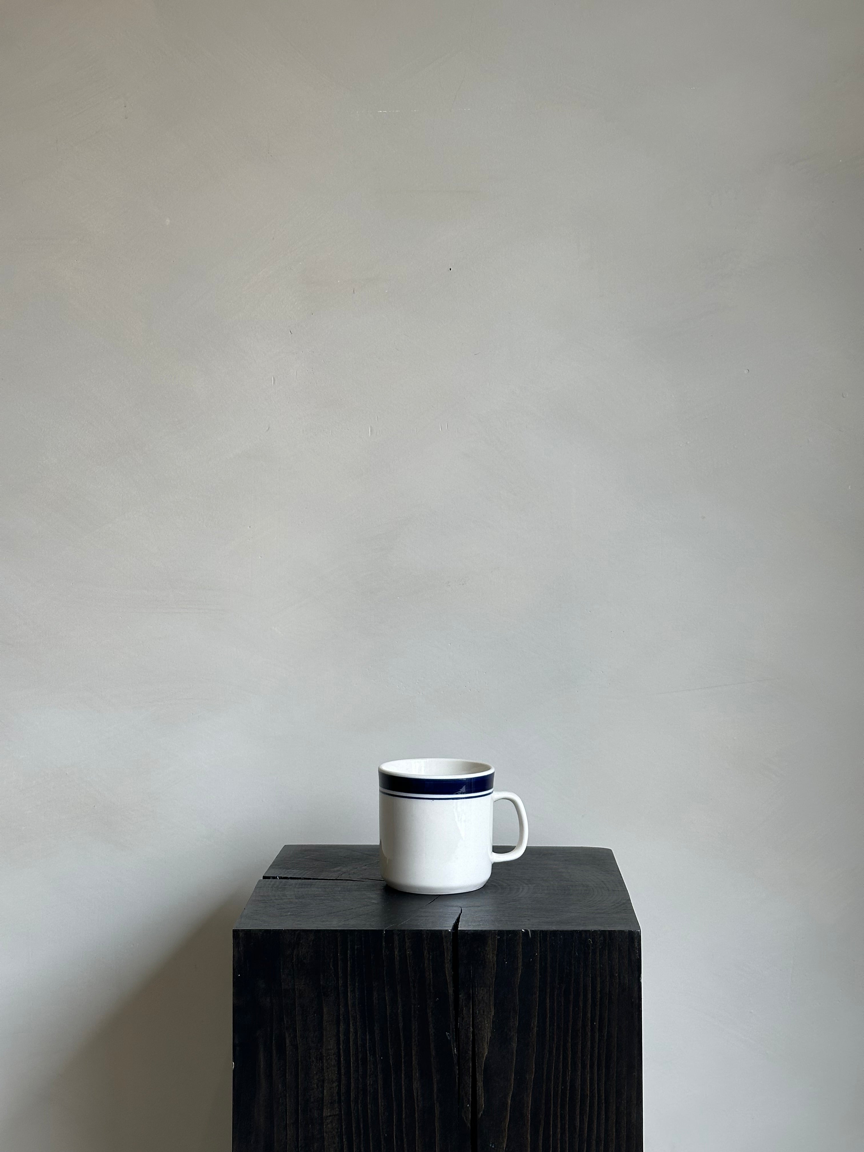 BLUE STRIPED MUG