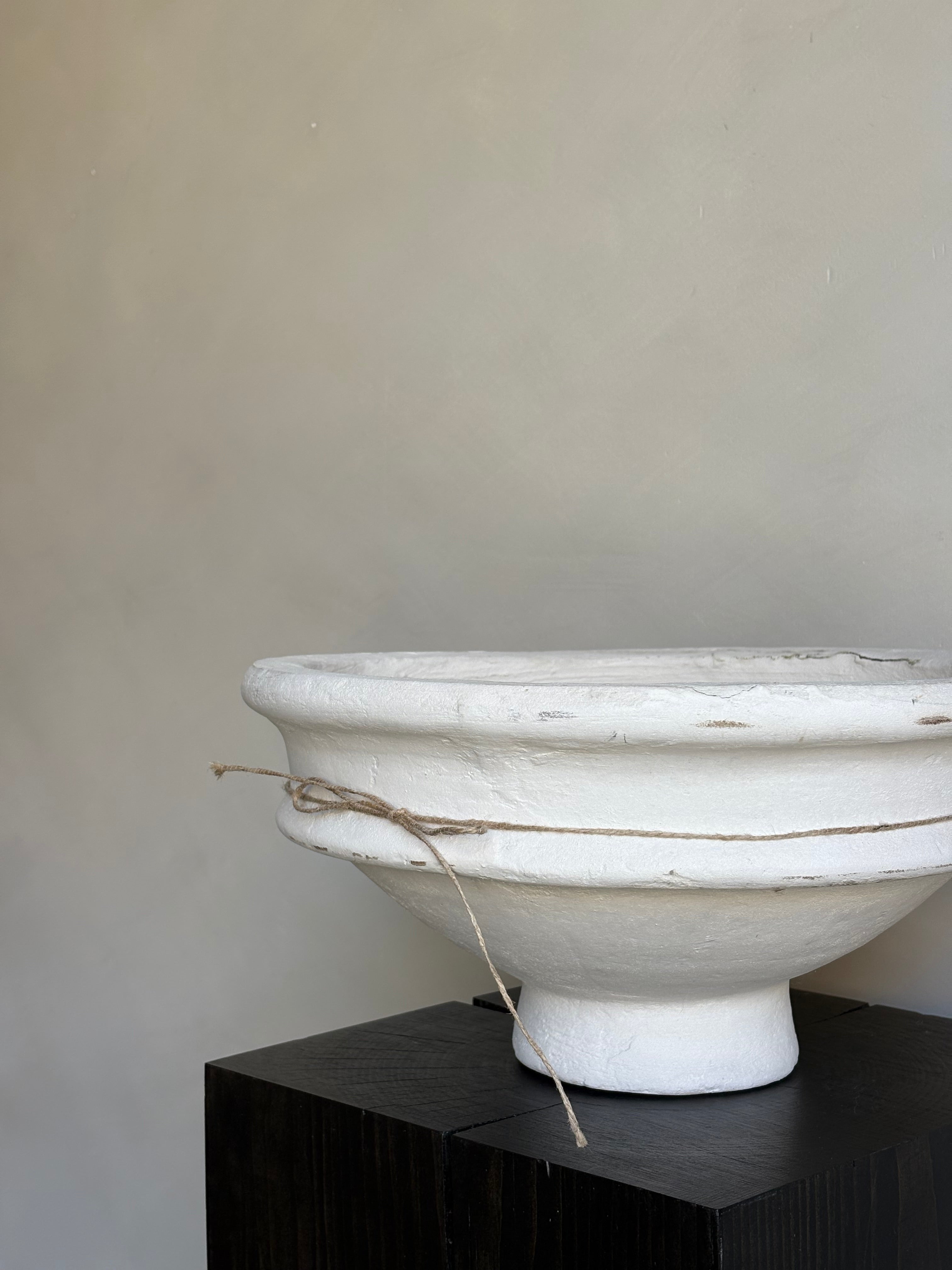 PAPER MACHE | PEDESTAL BOWL