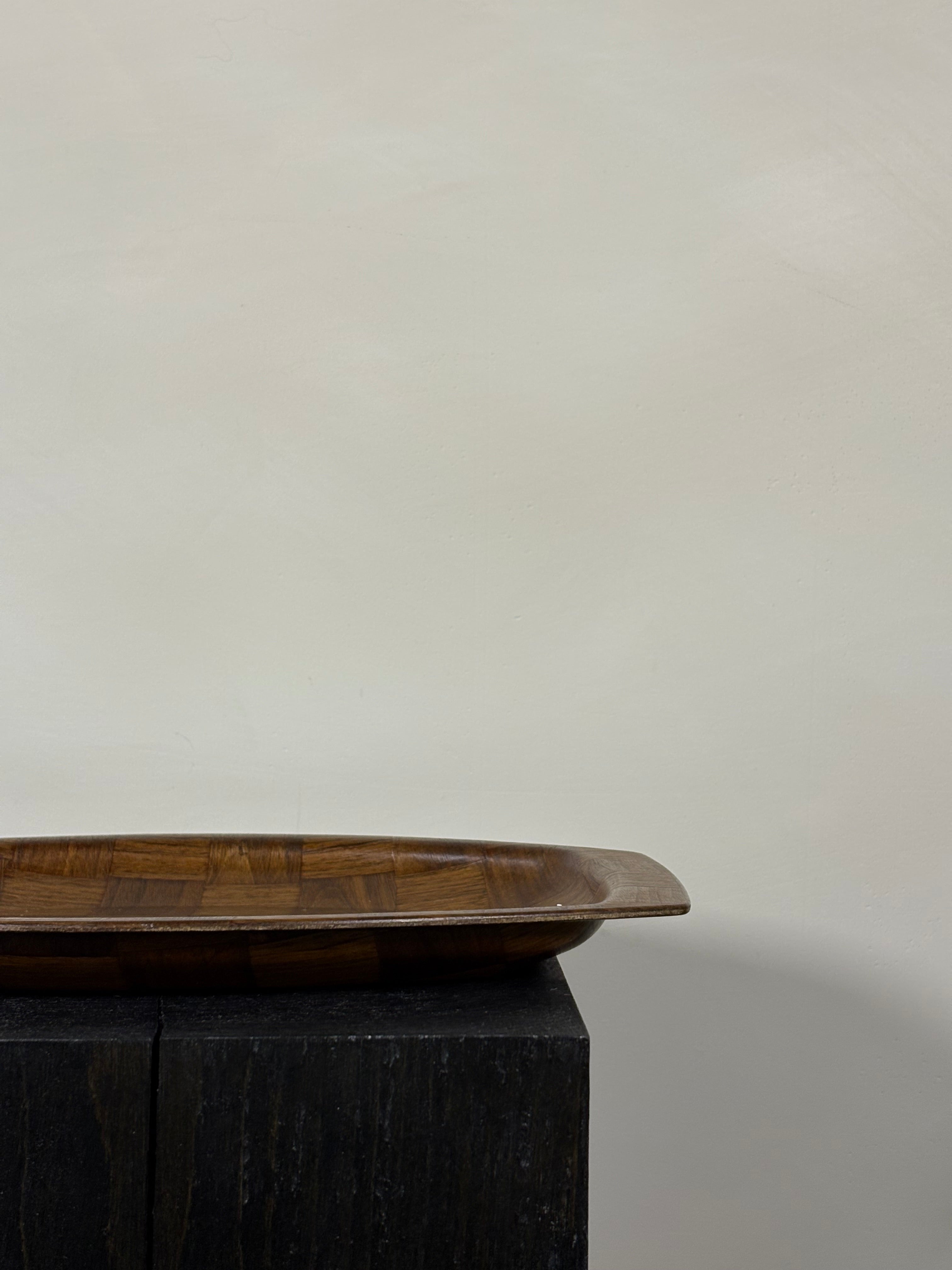 WOODEN TRAY