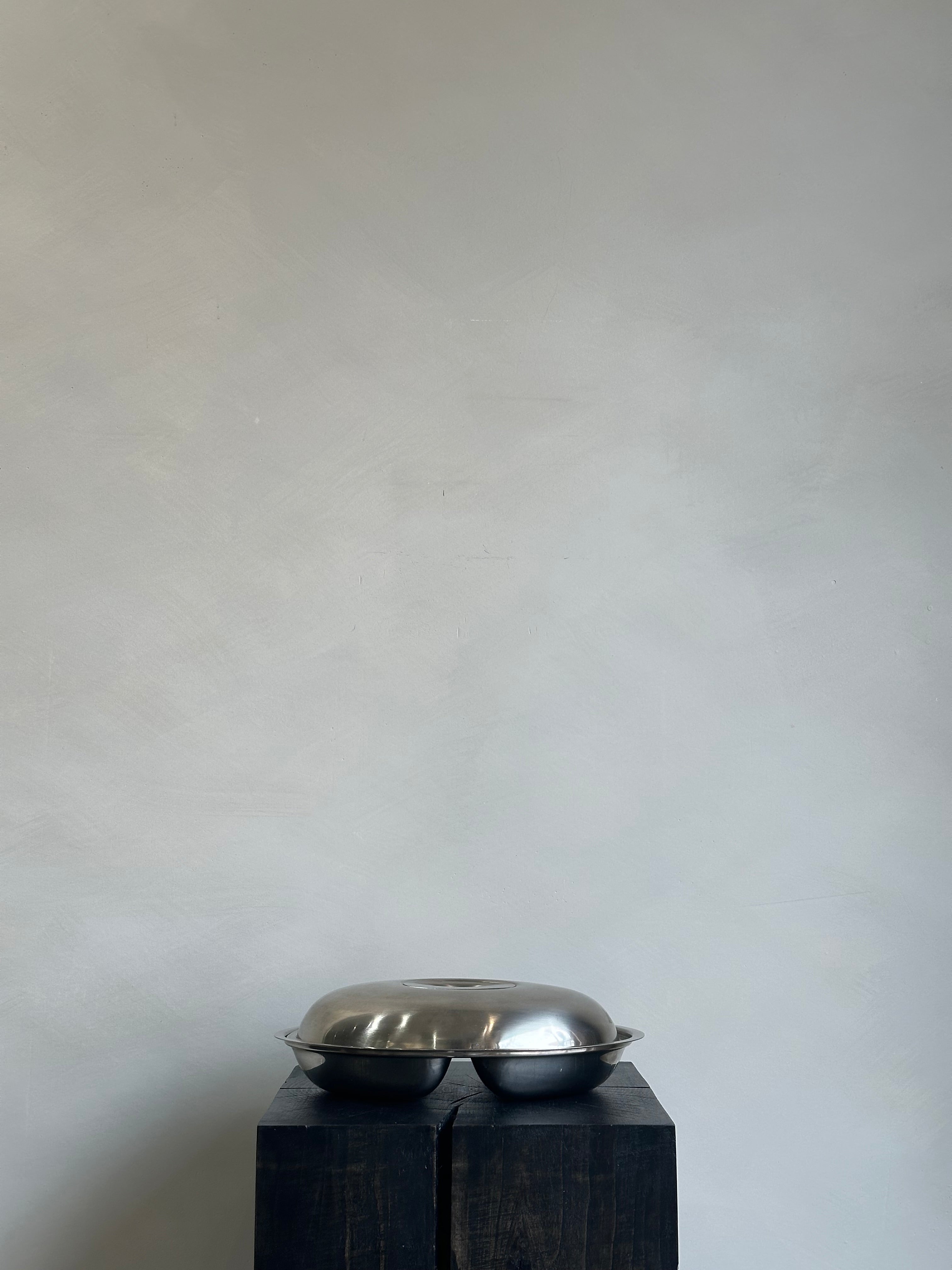TWO CHAMBER EUROPEAN SERVING DISH