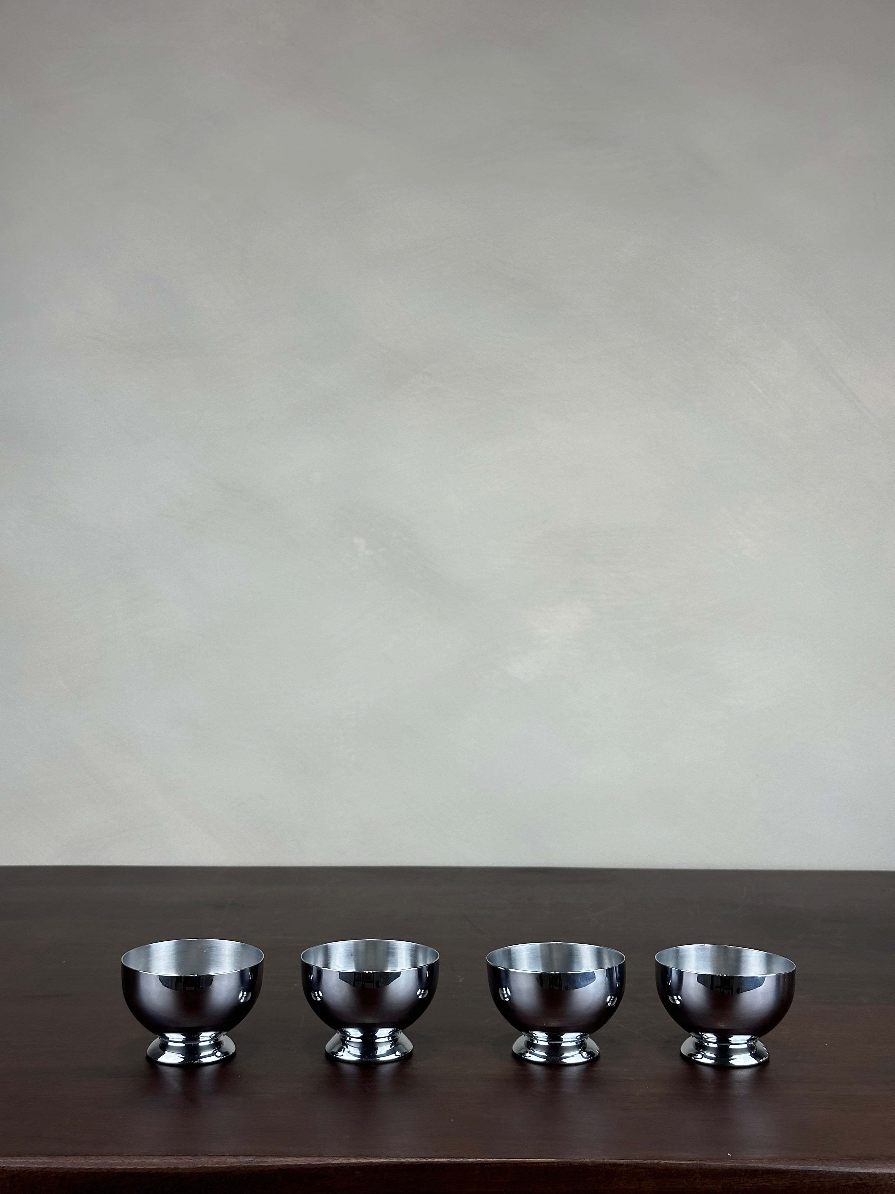 CHROME MINI PEDESTAL BOWLS