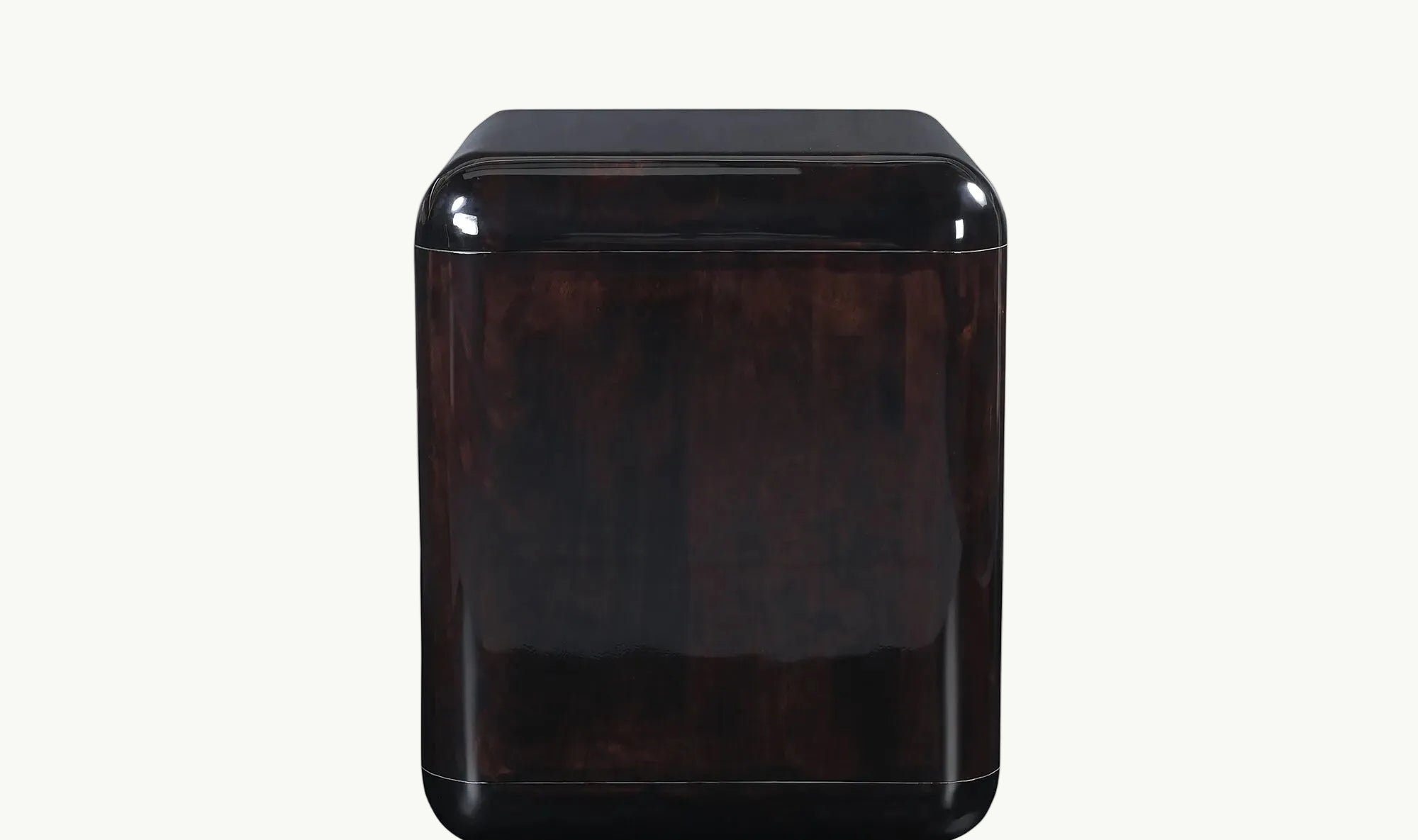 THE BEAU NIGHTSTAND