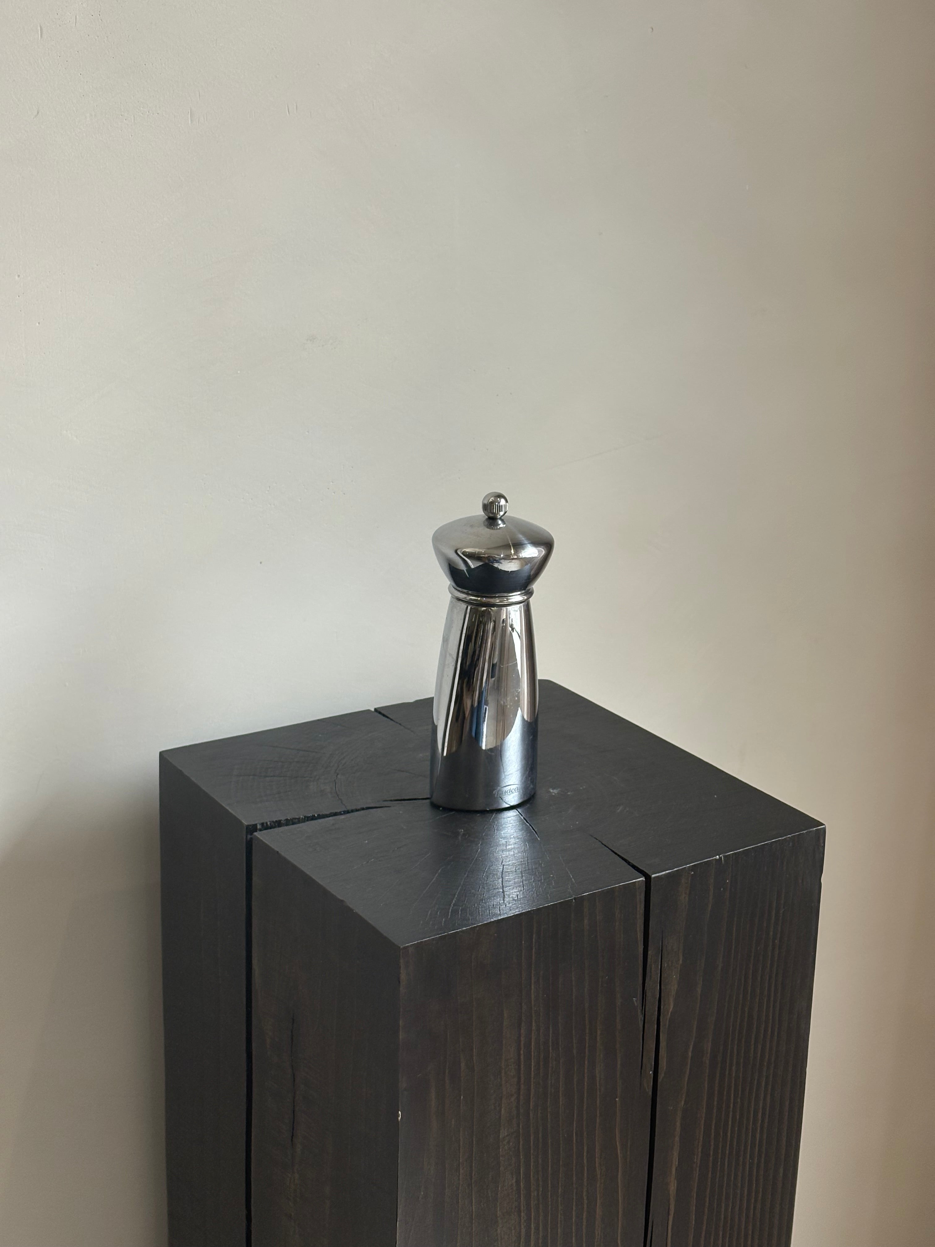 SILVER PEPPER MILL