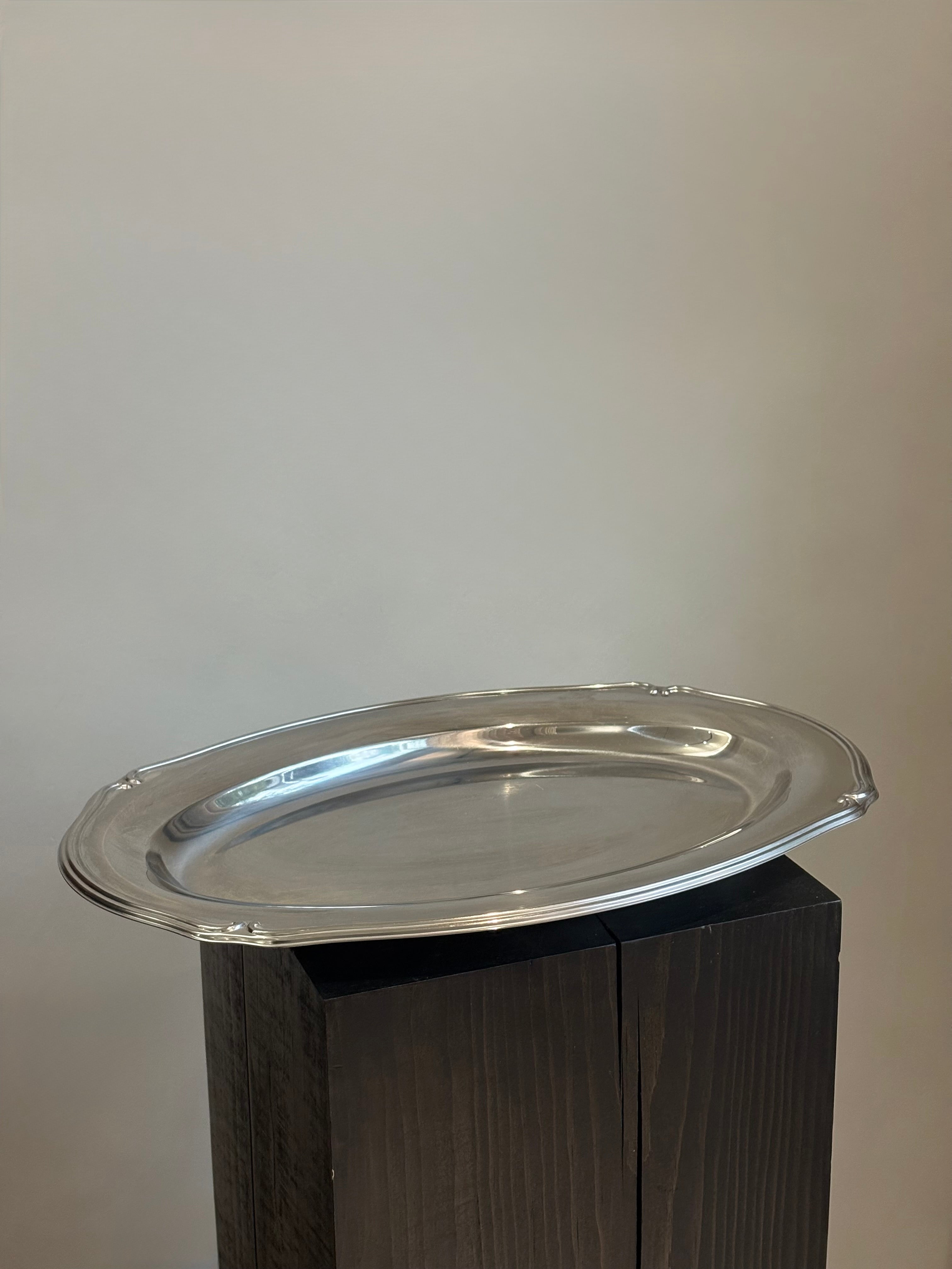 SCALLOPED OVAL PLATTER