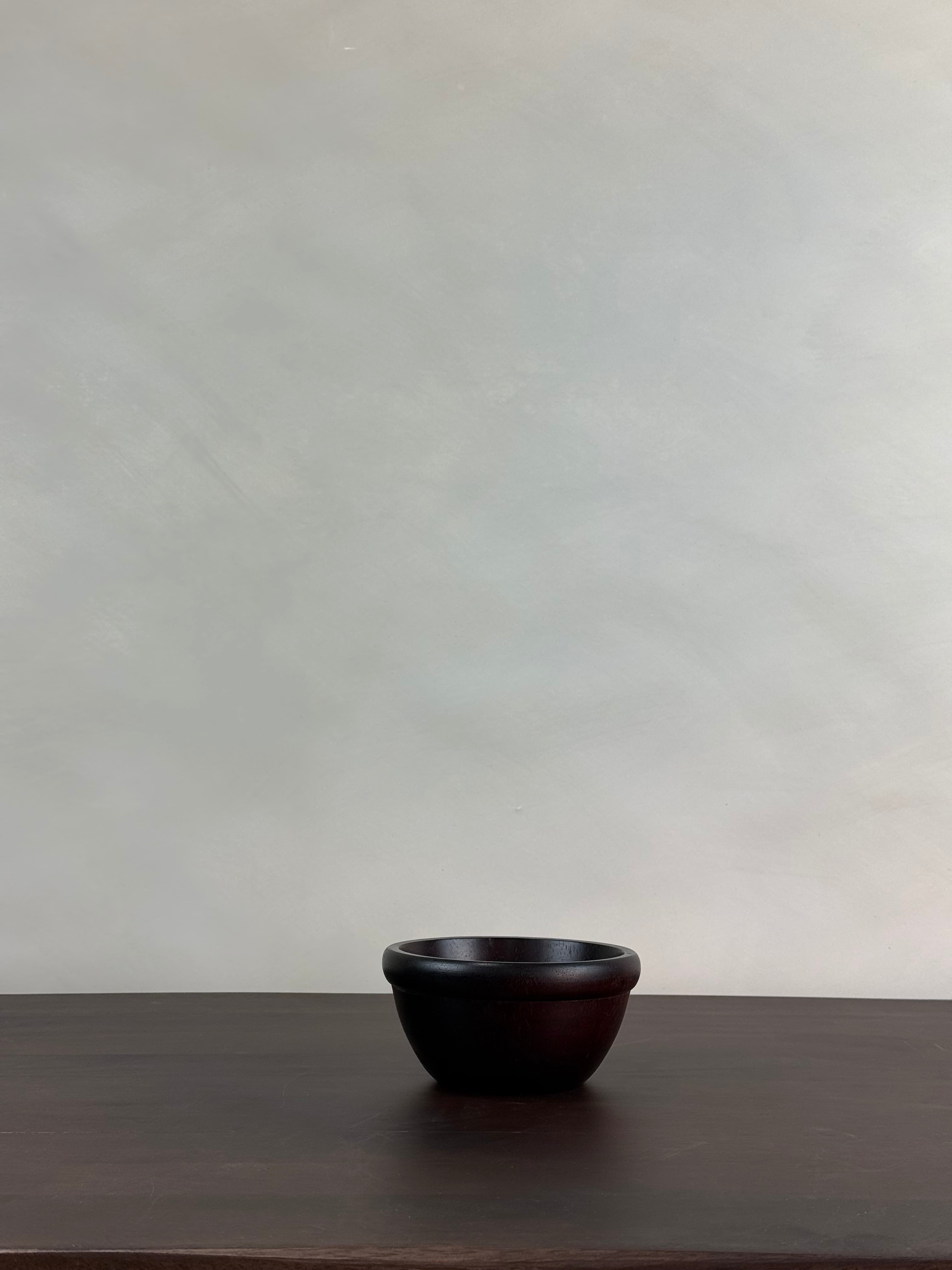 WOODEN BOWLS