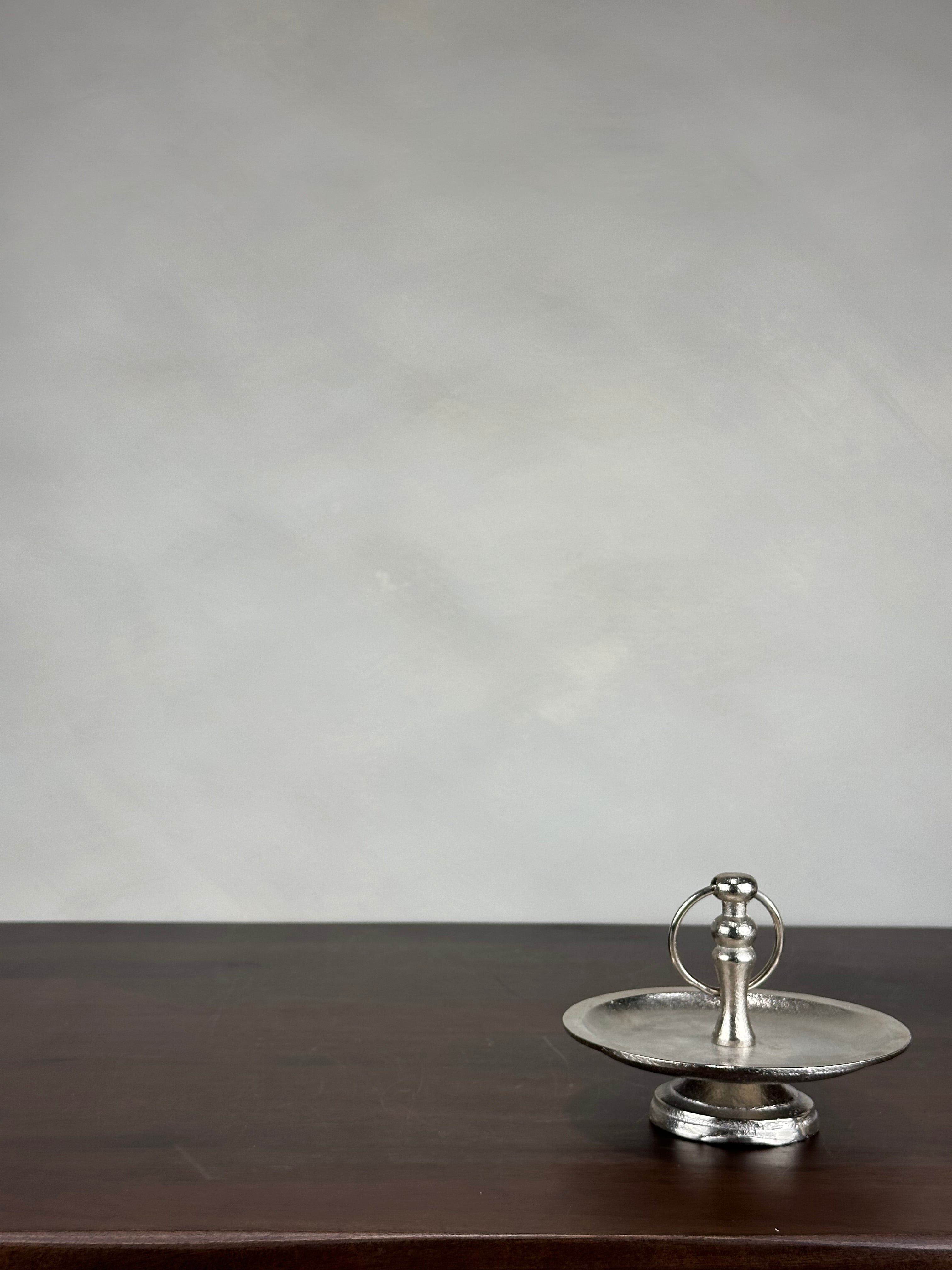 SILVER STAND