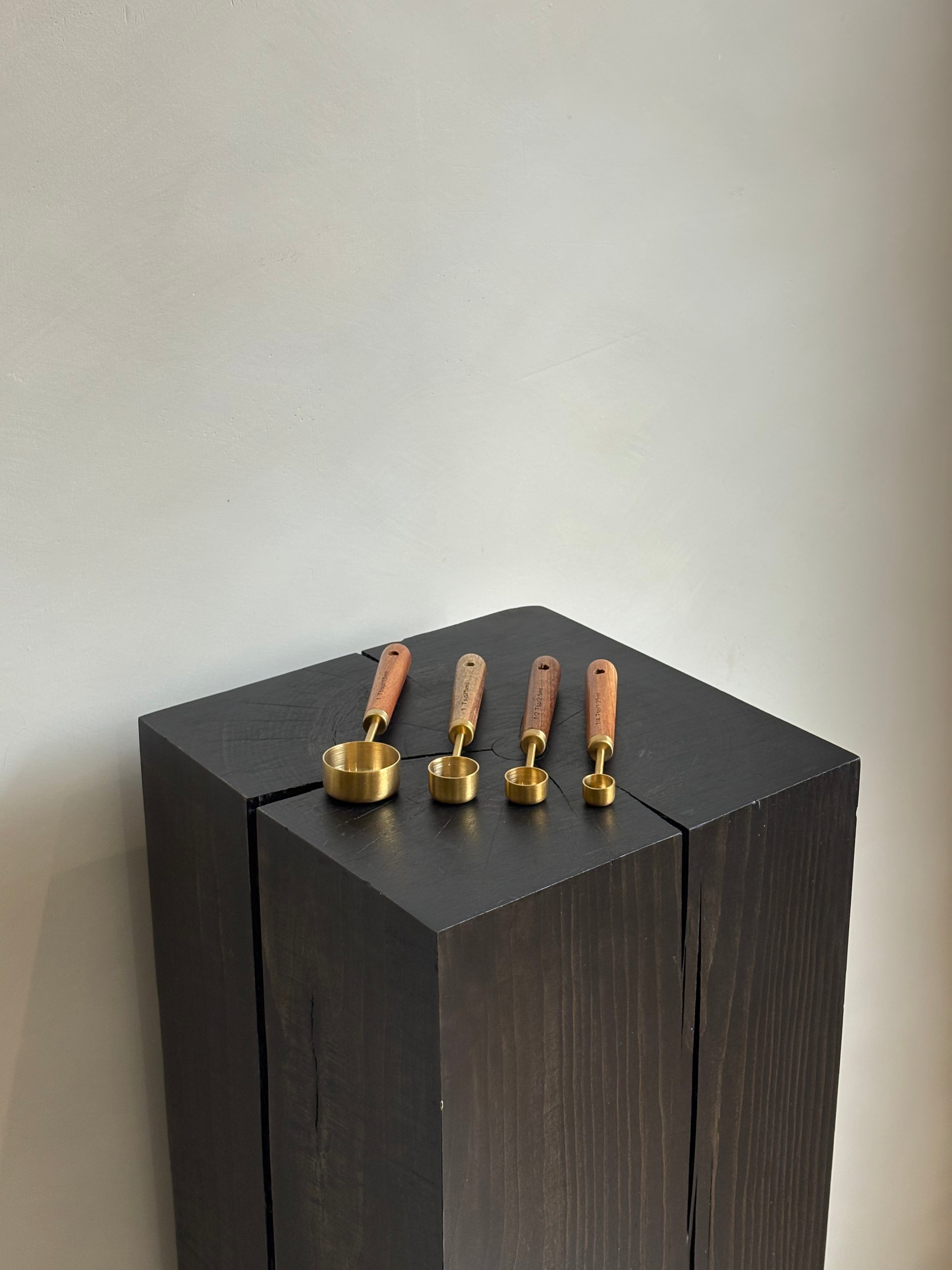 GOLD MEASURING SPOON SET