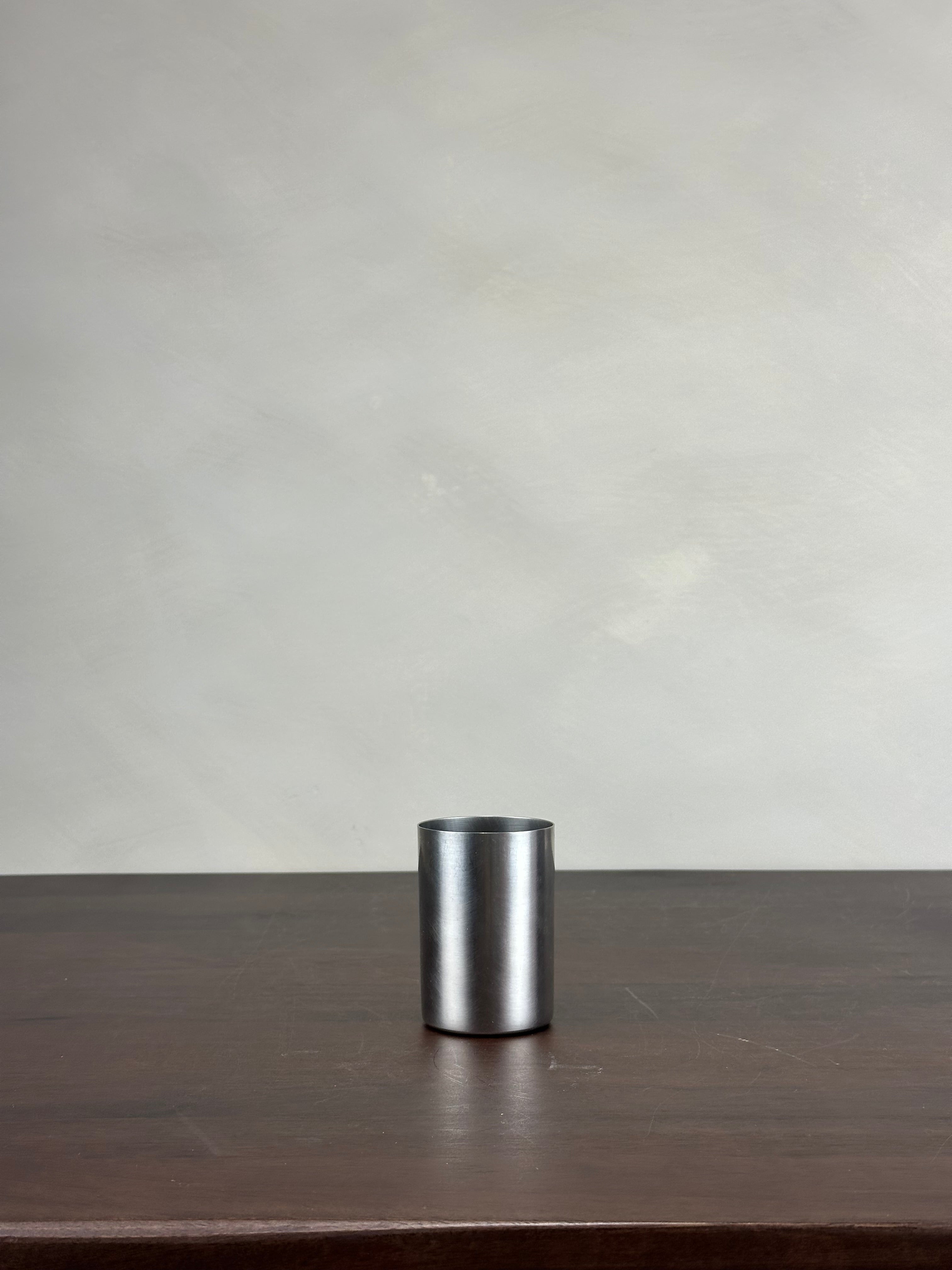 CHROME HOLDER