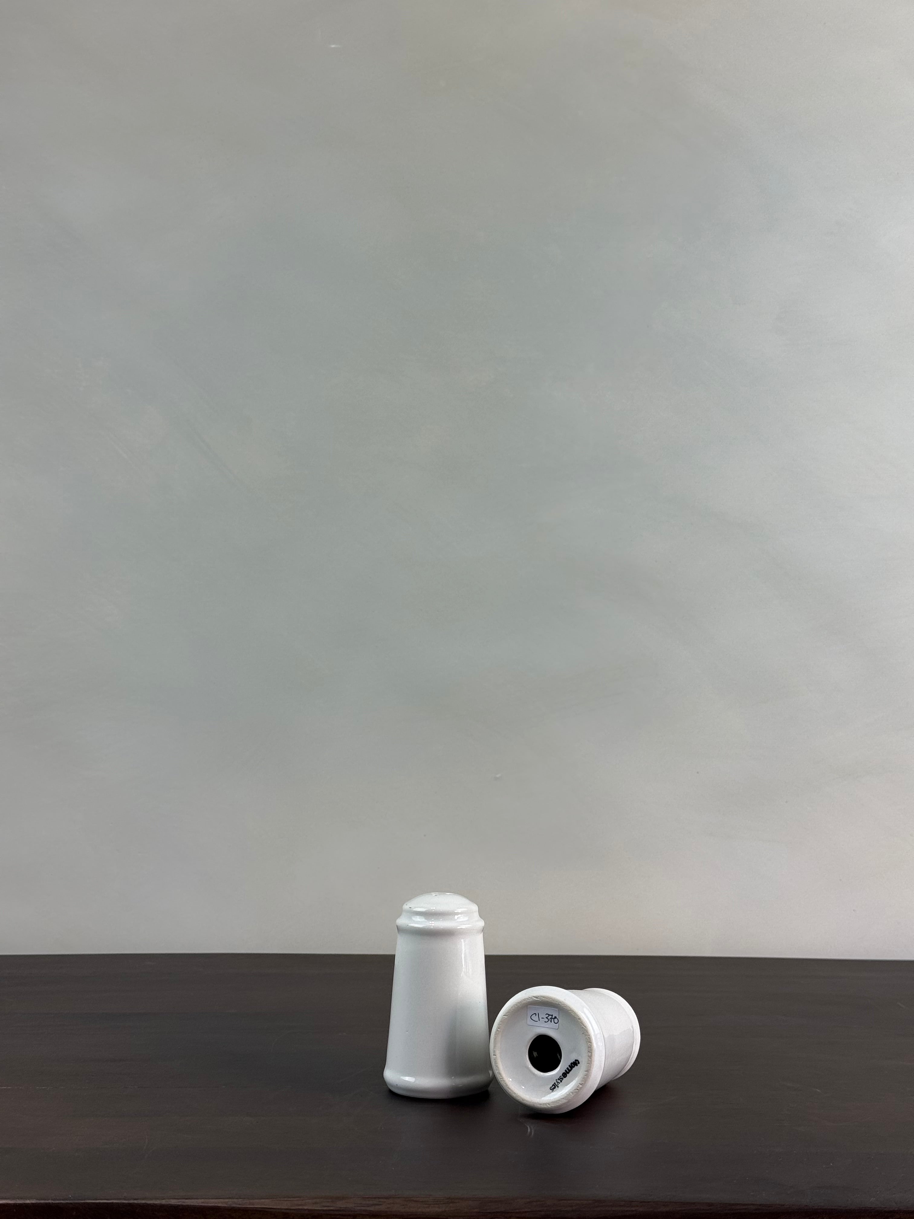 WHITE CERAMIC SALT & PEPPER SET