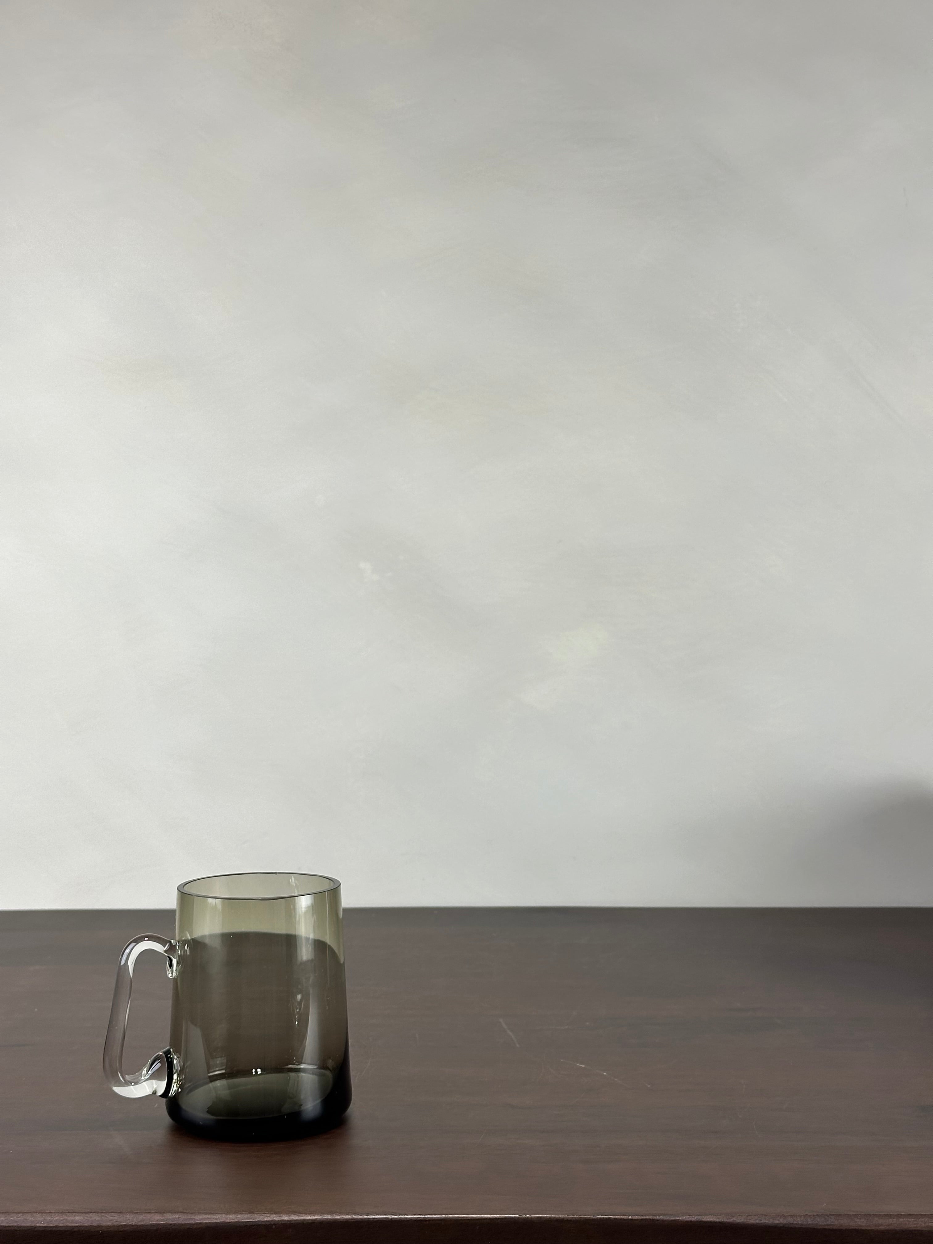 AMBER GLASS MUG