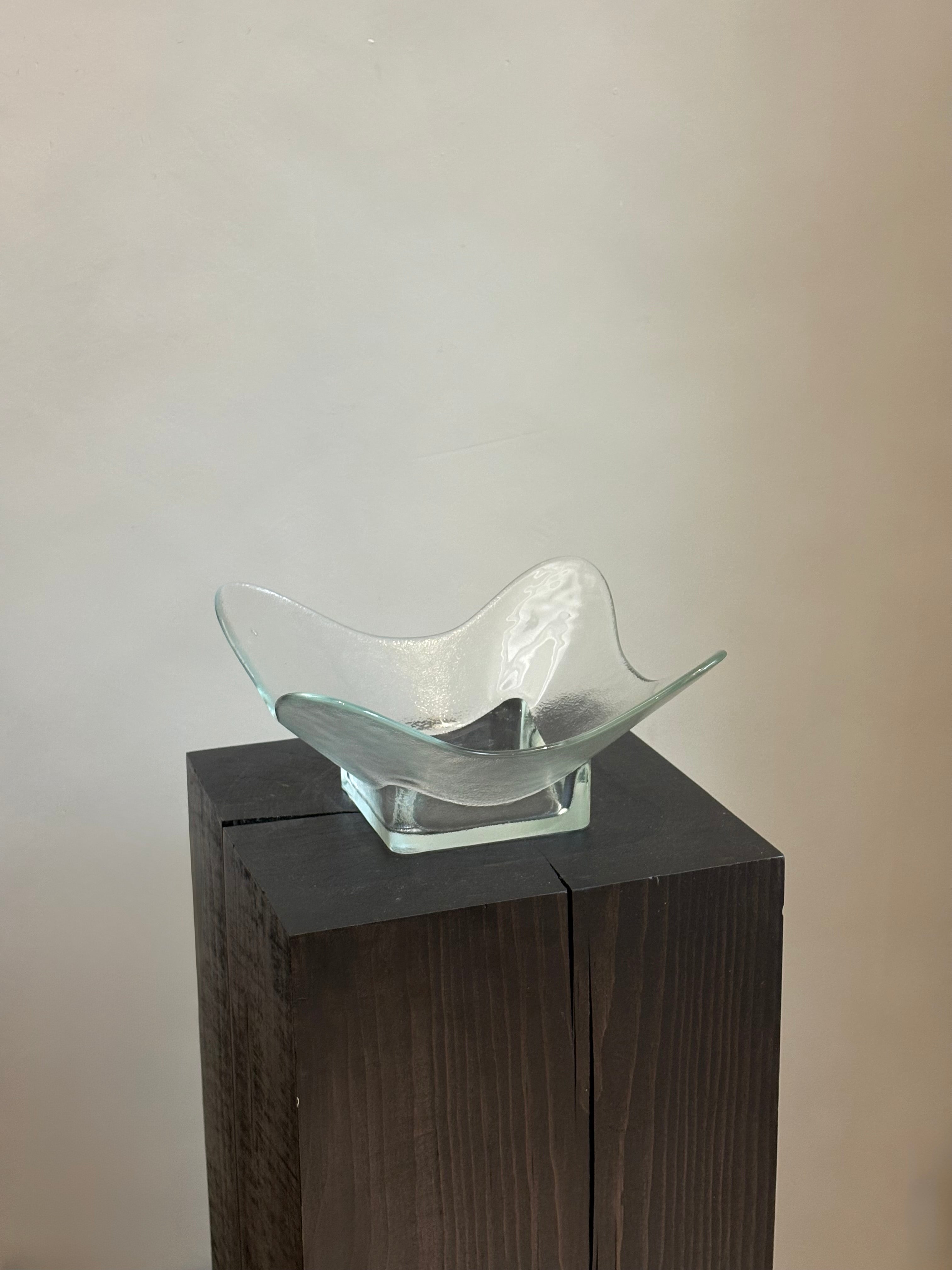 VINTAGE GLASS BOWL