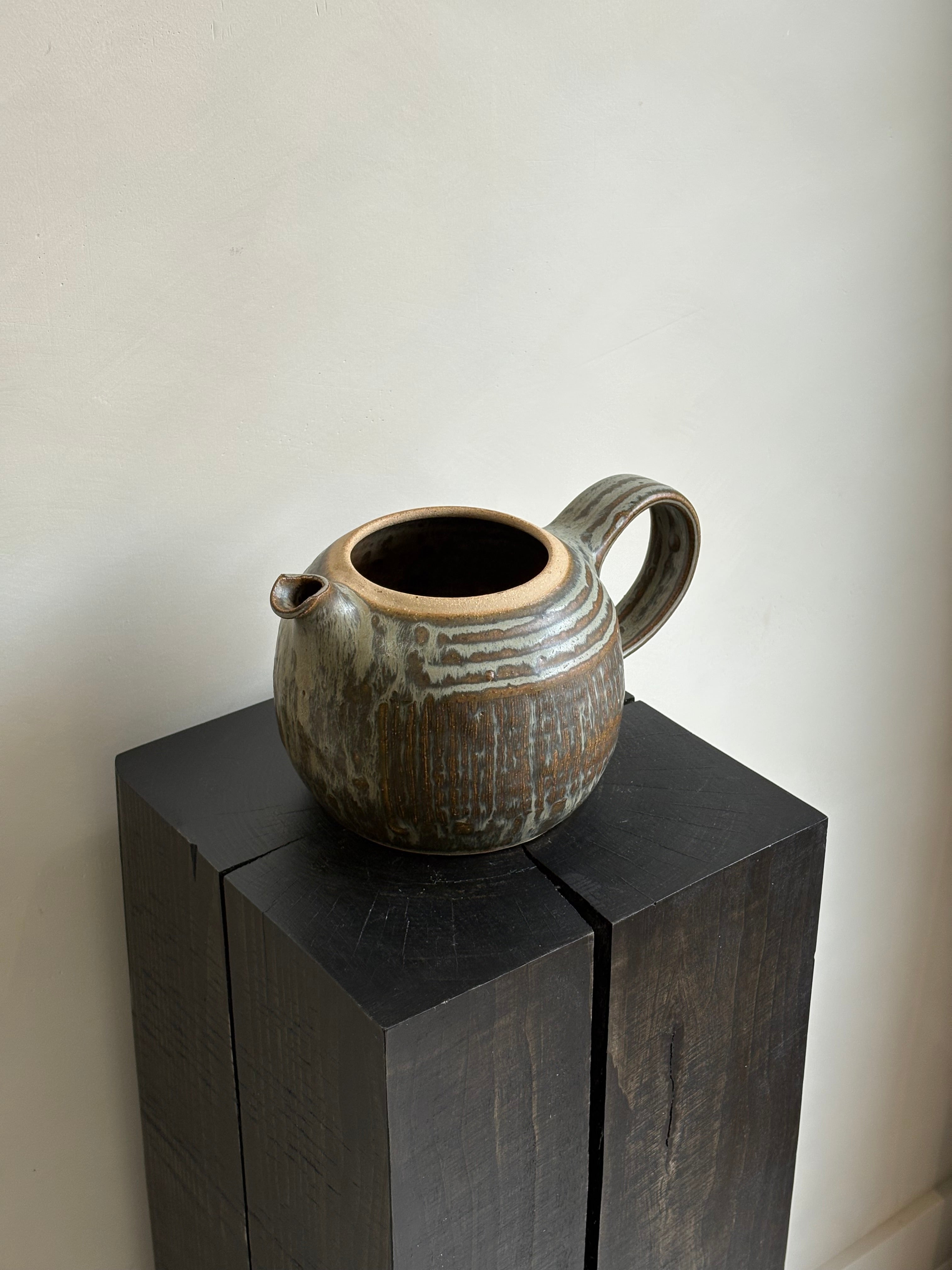 HANDCRAFTED TEAPOT